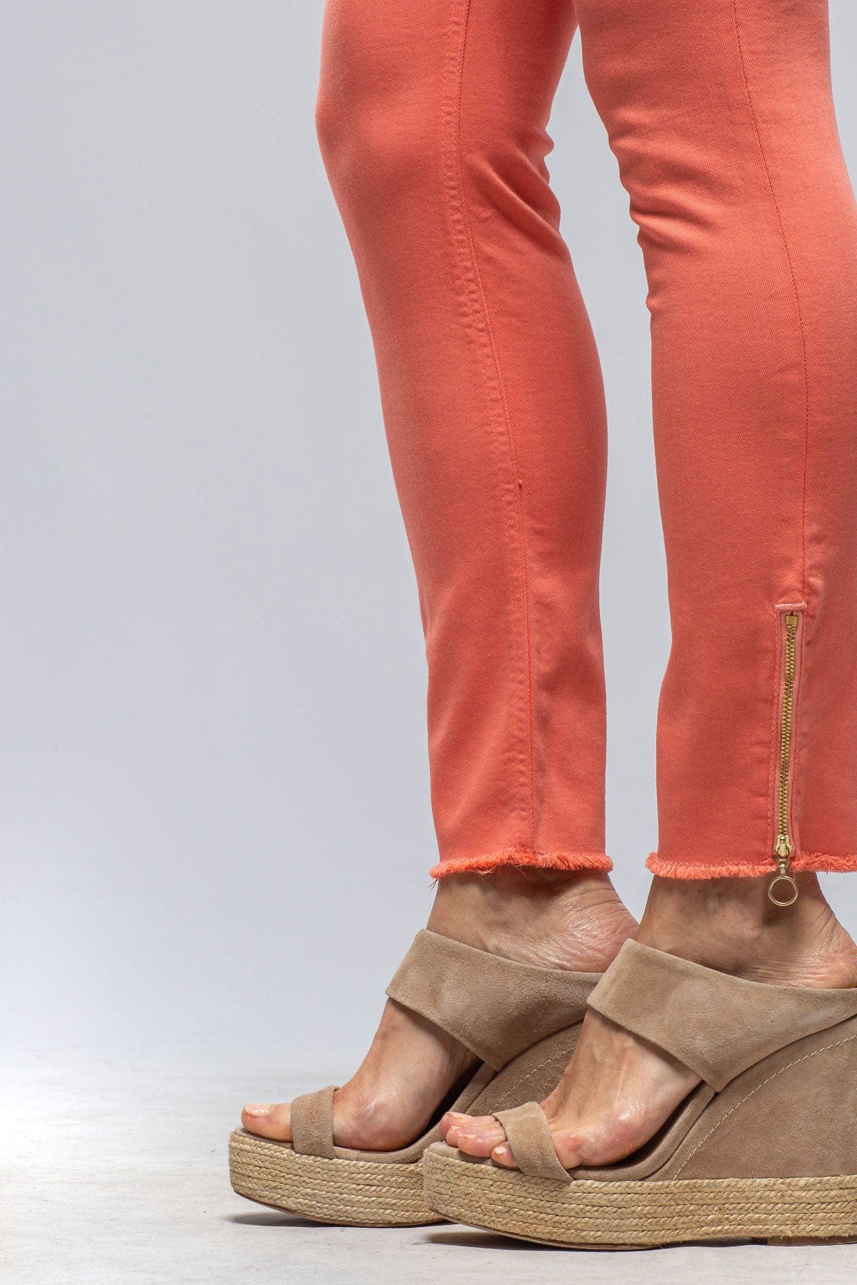 MAC Rich Slim Chic In Papaya Orange - AXEL'S