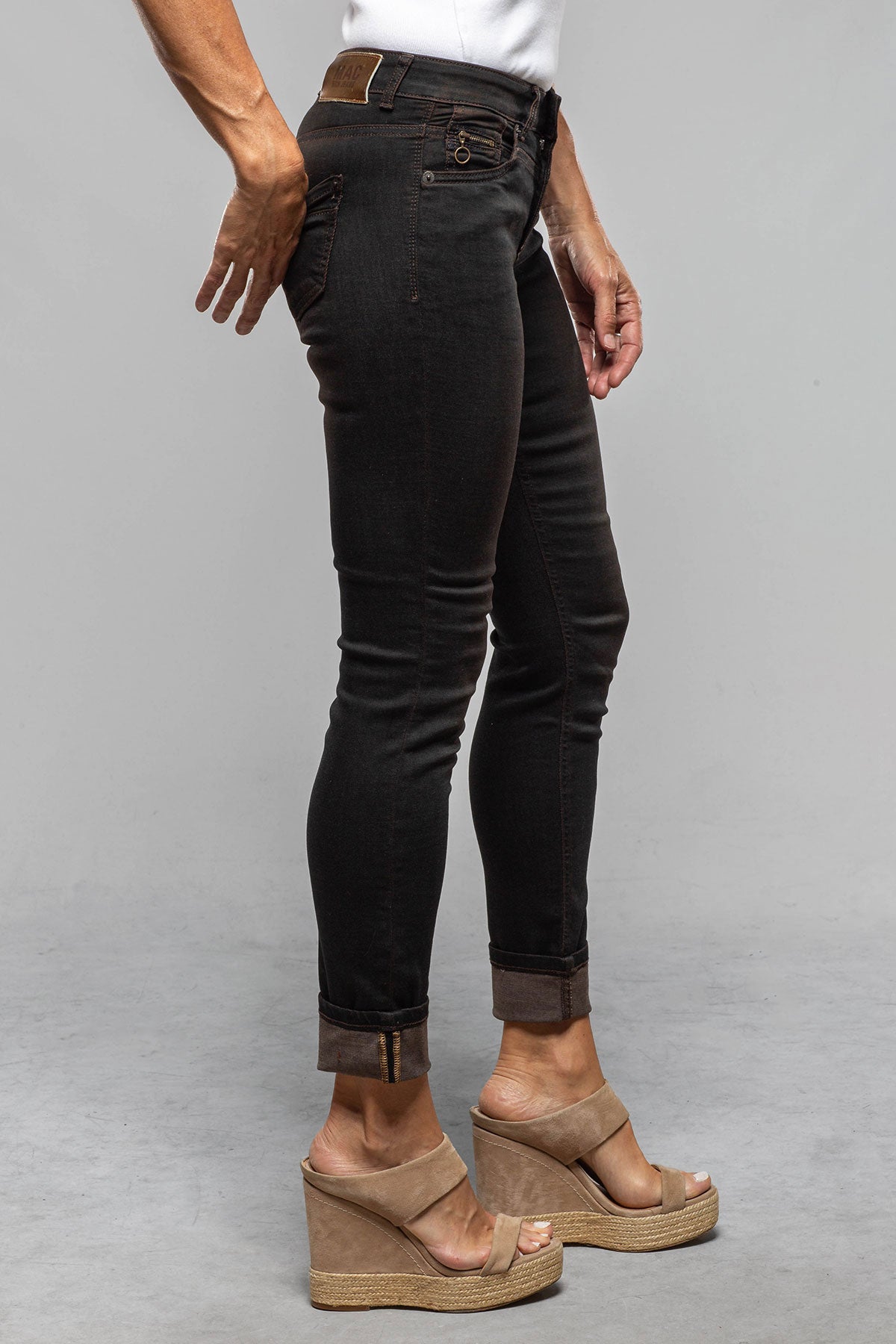MAC Rich Slim In Soft Black Brown - AXEL'S