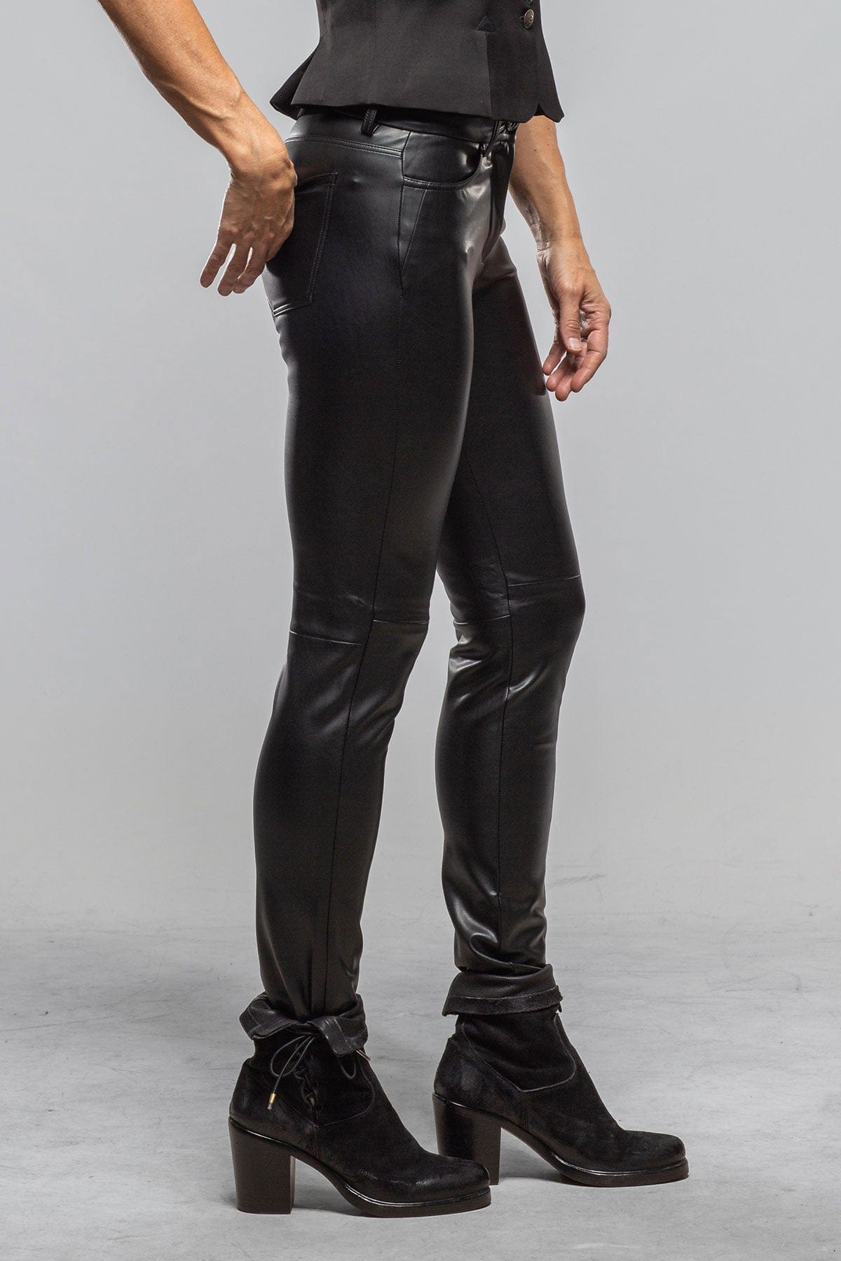 Mac Jeans MAC Skinny Vegan Stretch Leather Pant In Black Ladies - Pants - Leather
