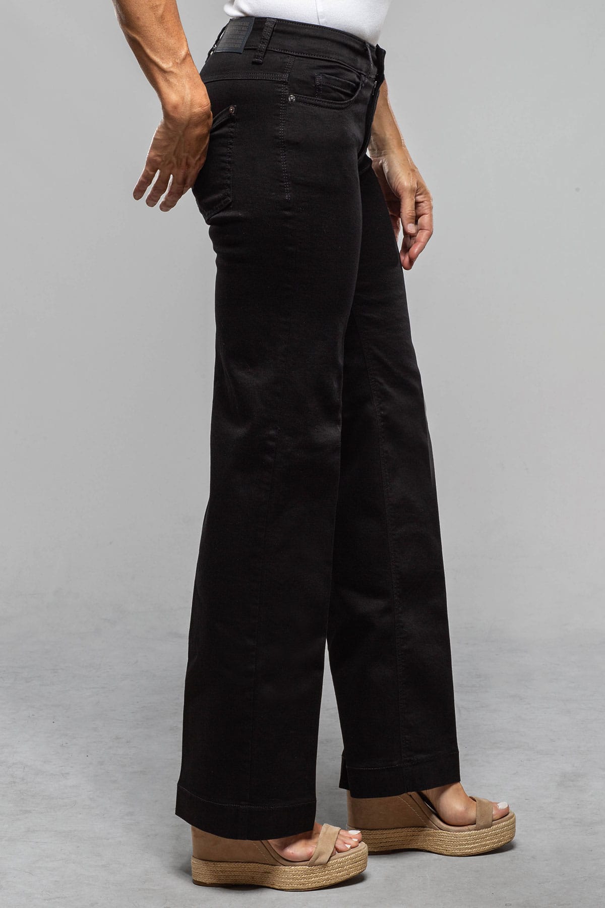 Mac Jeans MAC Wide Authentic Stretch Denim In Black Ladies - Pants - Jeans