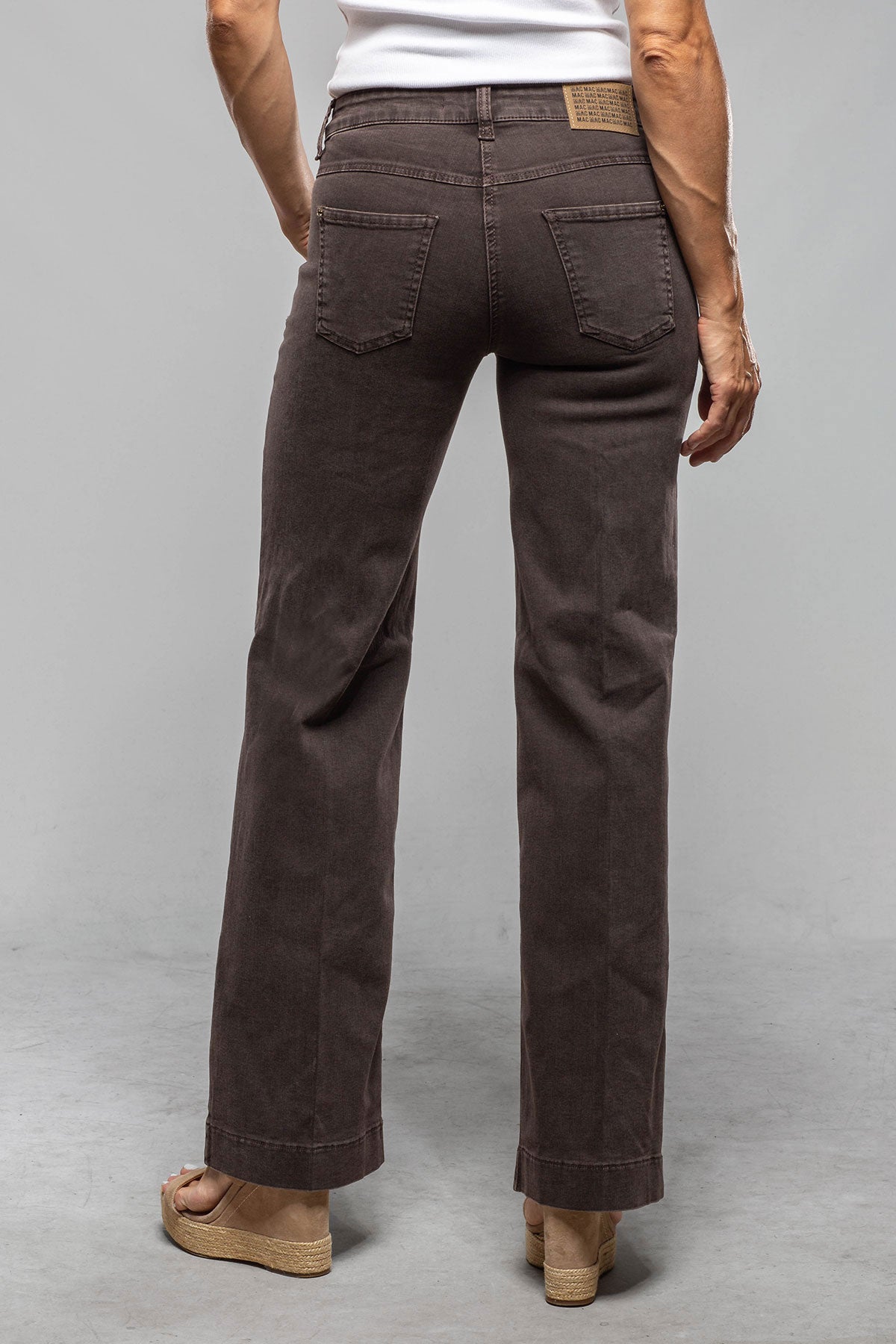 MAC Wide In Brown Stone Wash - AXEL'S