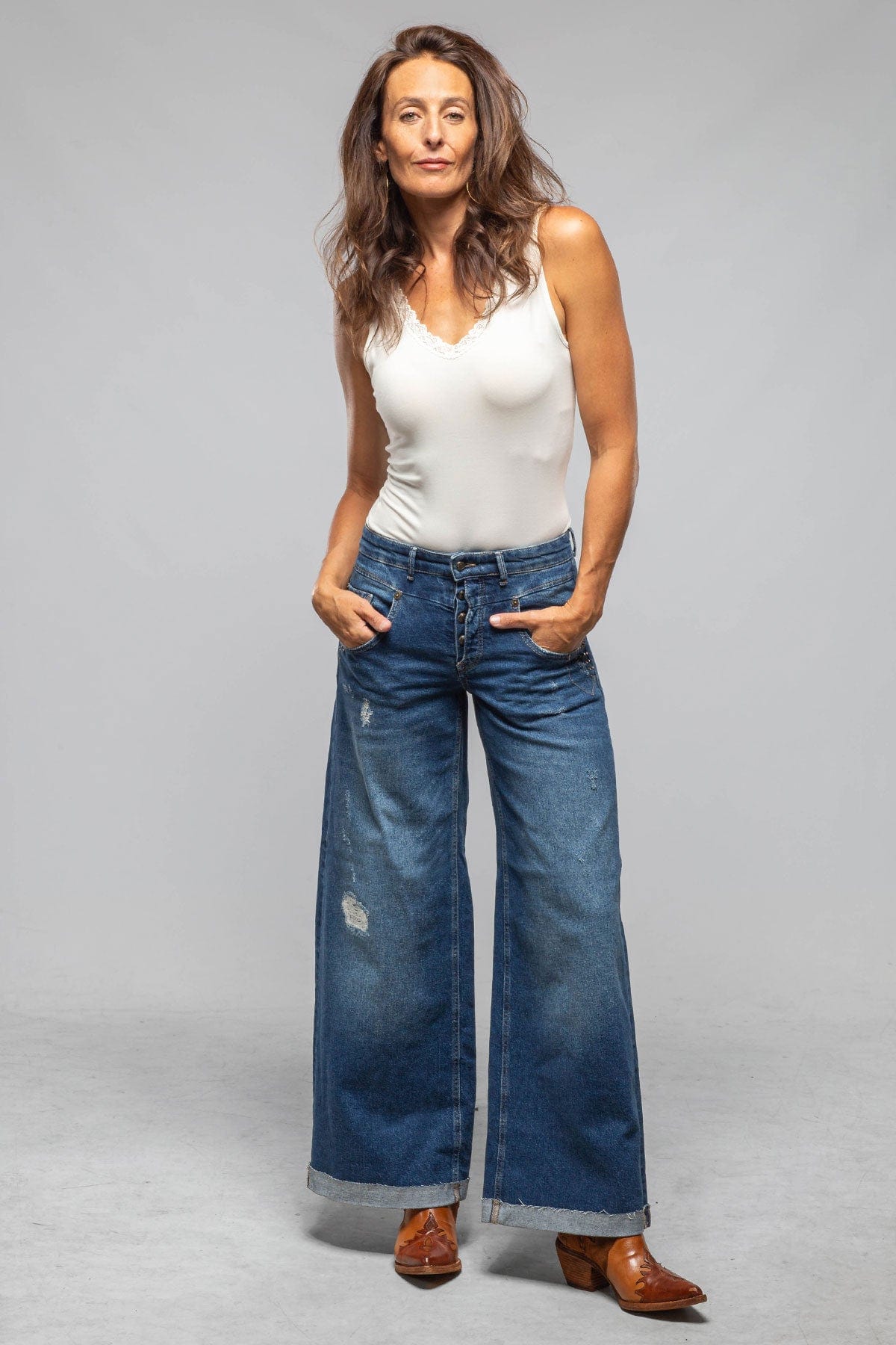 MAC Nevada Saloon Rigid Wide Denim In Distressed Blue - AXEL'S