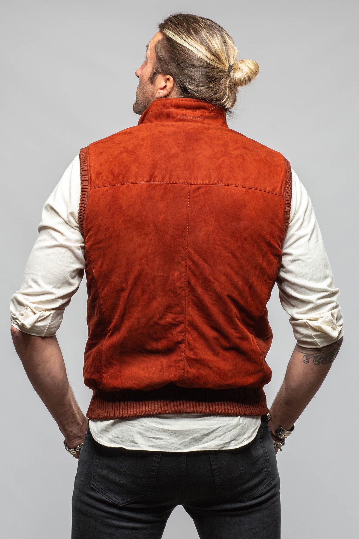 Mandelli Midler Suede Vest In Brick Mens - Outerwear - Leather