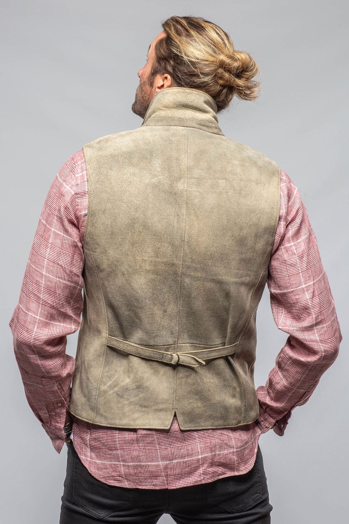 Trapp Notch Collared Vest In Vintage Grey - AXEL'S