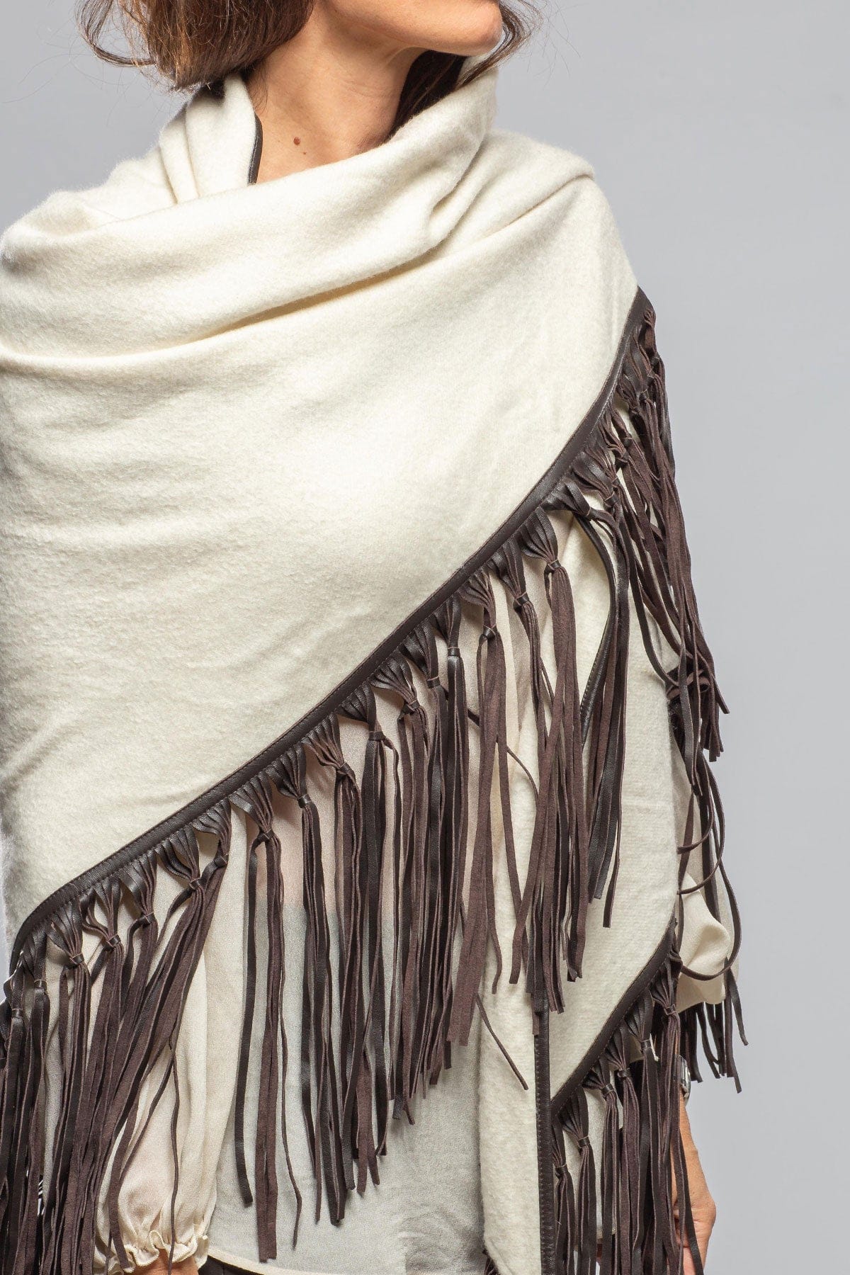 Miraggio Ponderosa Cashmere Ecru Shawl W/ Chocolate Plonge Fringe Ladies - Accessories - Scarves