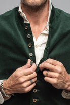 Mothwurf Lalo Vest In Tanne Mens - Tailored - Vests
