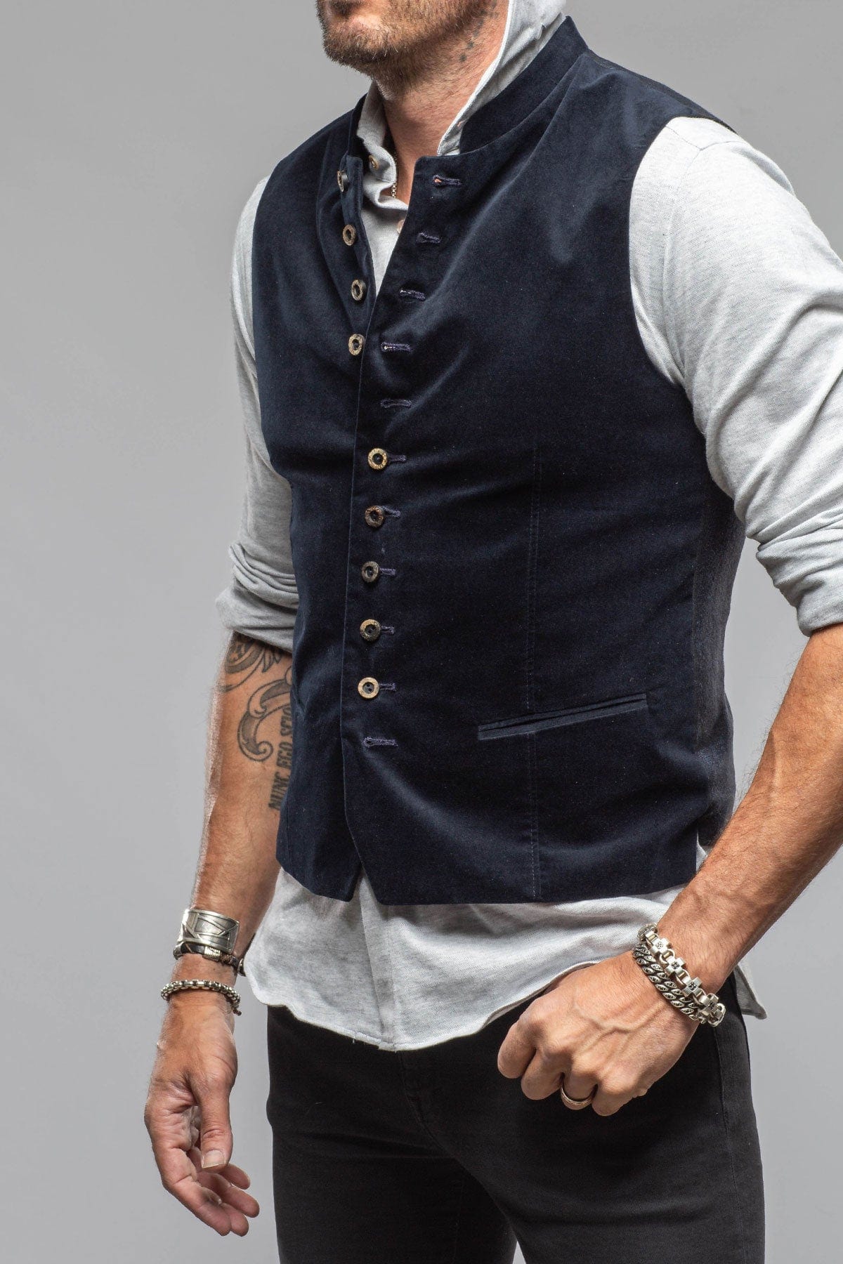 Lalo Vest In Marine - AXEL'S