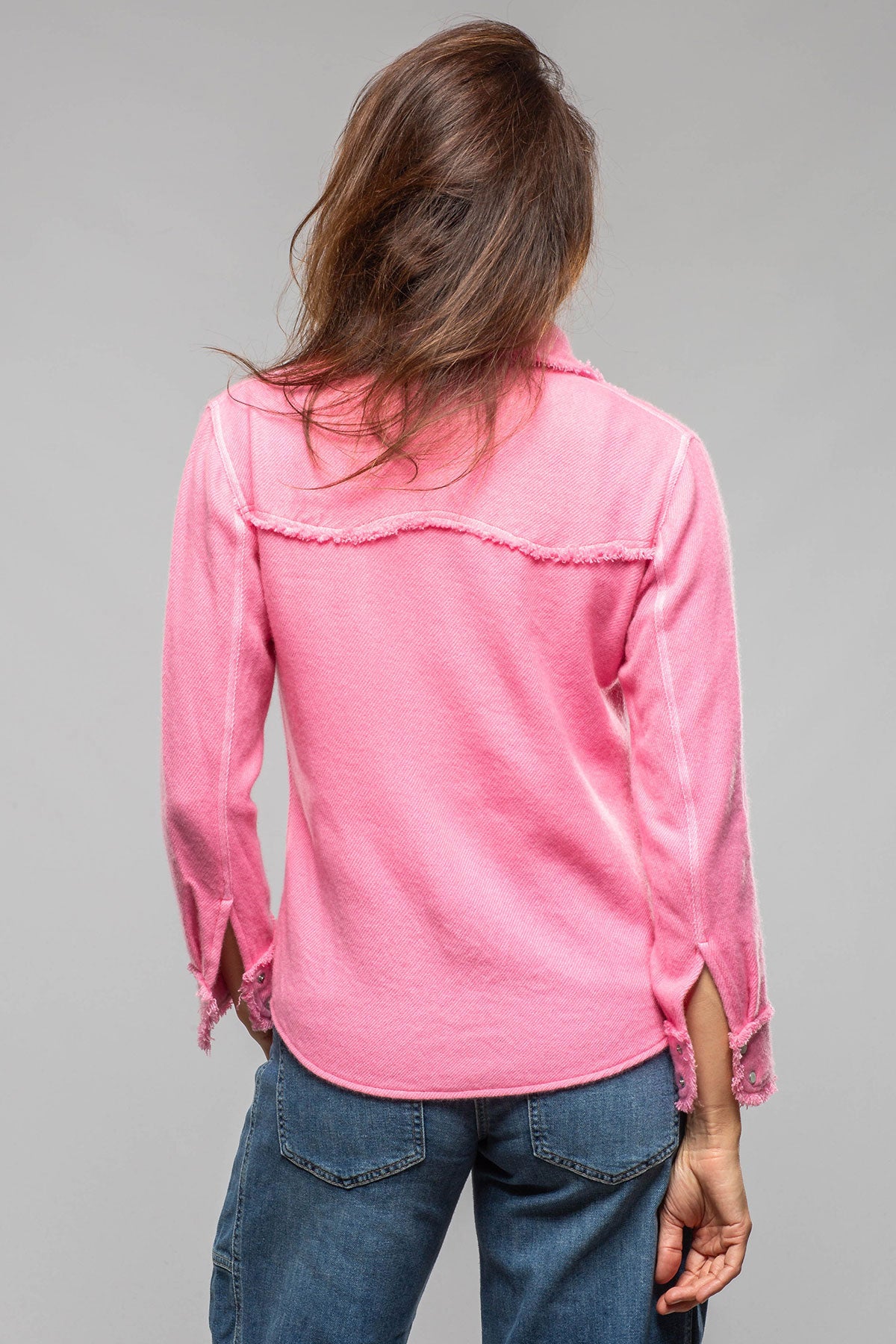 Gaby Raw Edge Overdye Cashmere Shirt In Bubblegum - AXEL'S