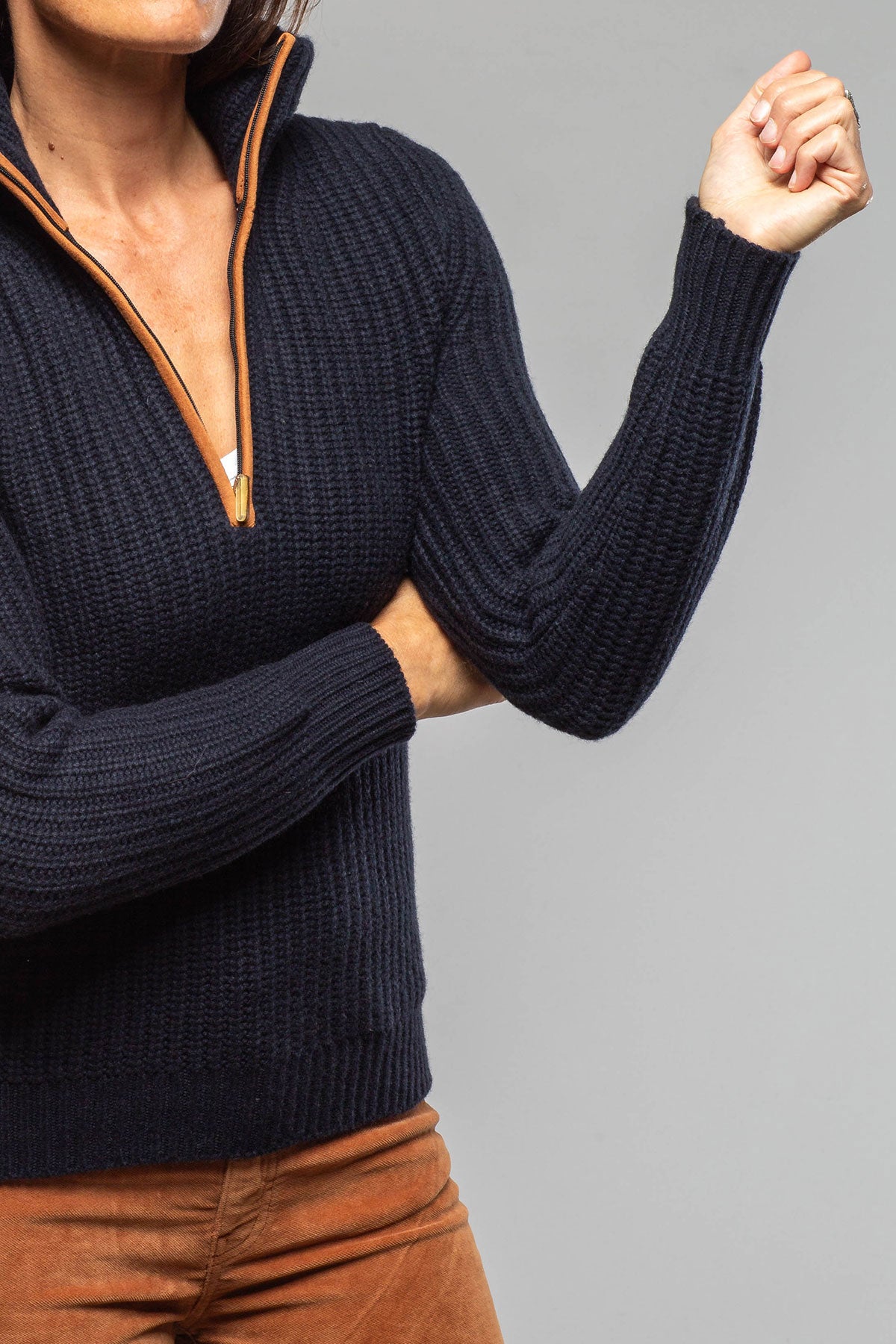 Ivy 1/4 Zip Cashmere Sweater In Midnight - AXEL'S