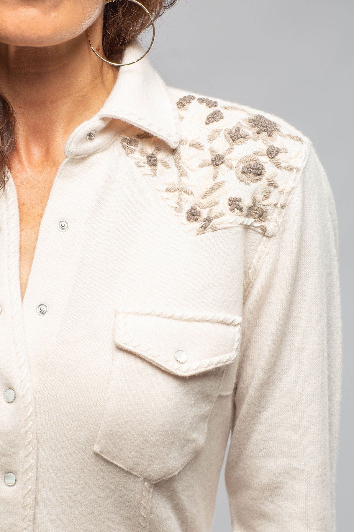 Juliette Embroidered Cashmere Western Shirt In Cream - AXEL'S