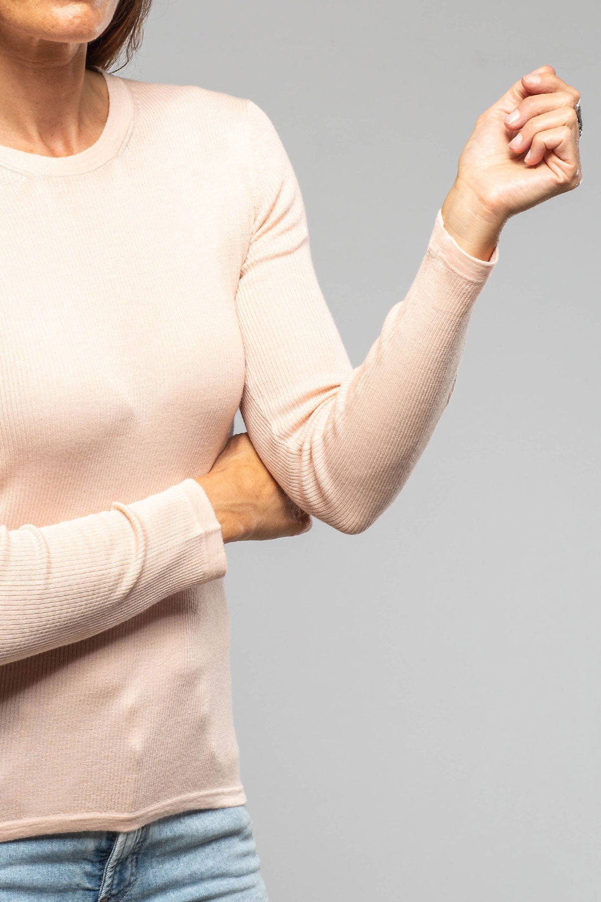 Patsy Cashmere Silk Crew Neck Top In Powder Pink - AXEL'S