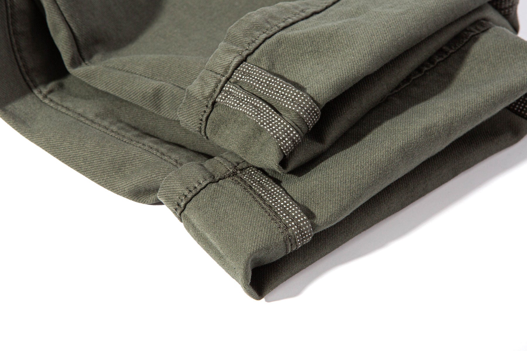 Lawrence Washed Cashmere 5-Pocket In Dark Green - AXEL'S
