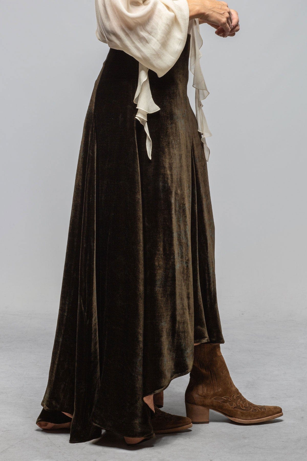 T.ba Blair Skirt In Silk Velvet Ladies - Skirts