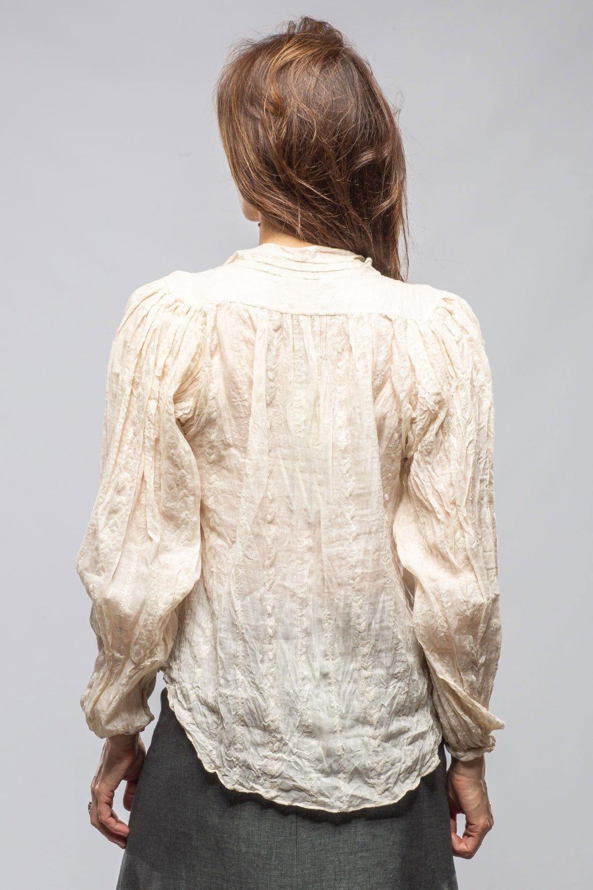 Caterina Linen Blouse In Cream - AXEL'S