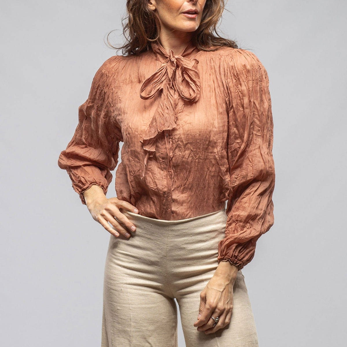 T.ba Caterina Linen Blouse In Dusty Rose | Axel