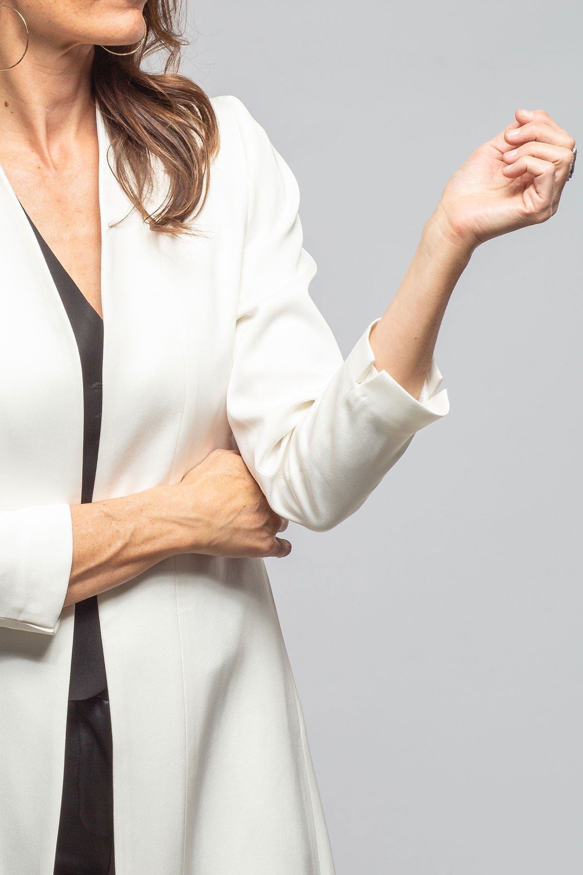 Morgana Long Coat In White Sharkskin - AXEL'S