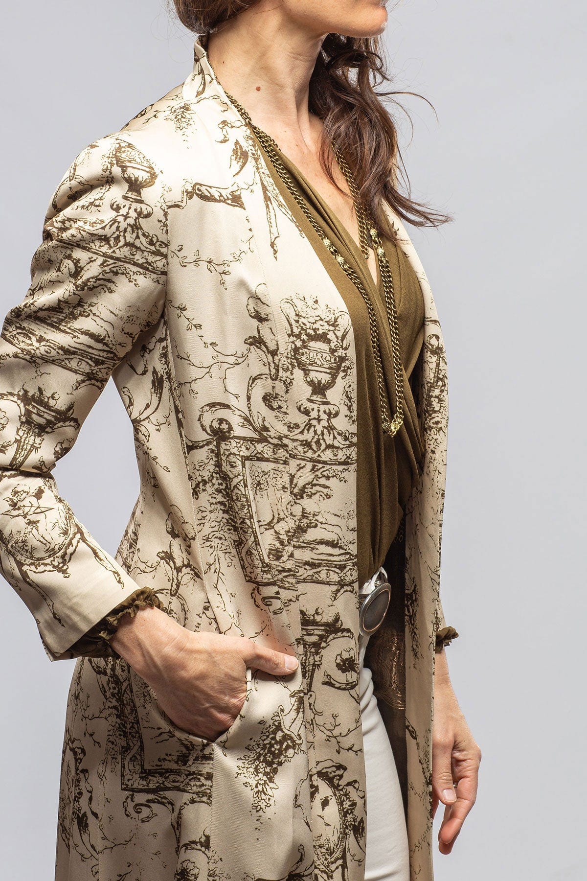 Morgana Long Sharkskin Coat In Beige Toscana Print - AXEL'S