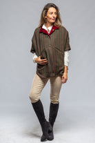 Ordesa Reversible Tweed/Velvet Cape In Wine - AXEL'S