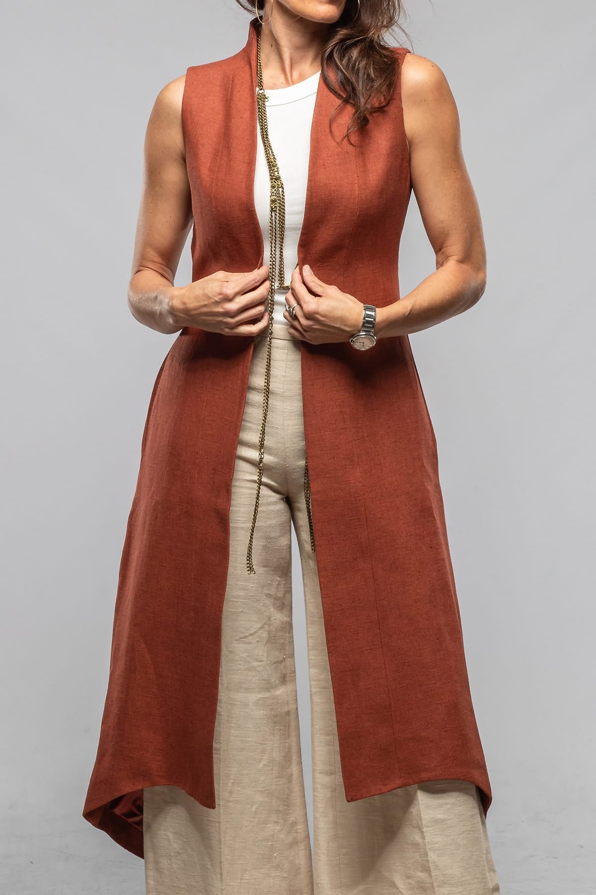 Rosario Long Linen Slit Vest In Brick - AXEL'S