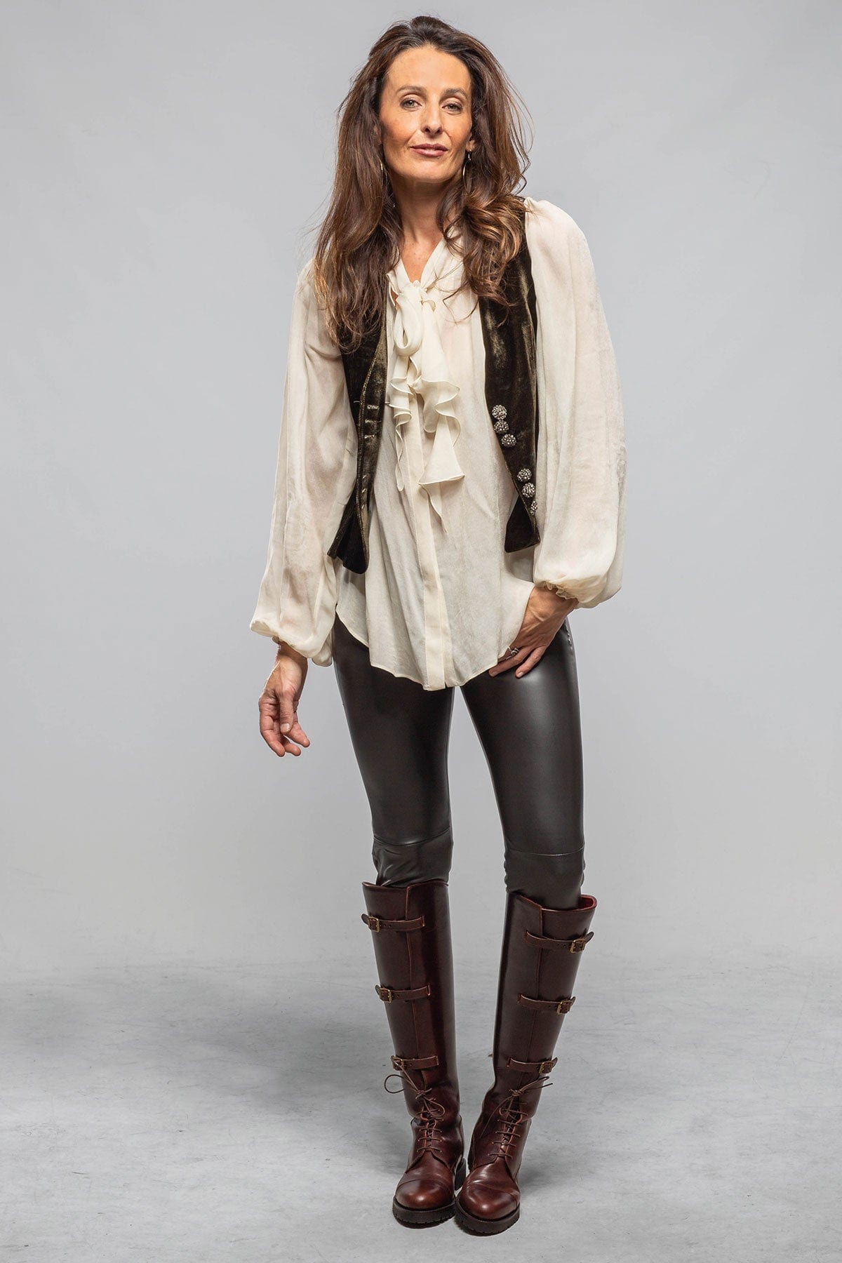 T.ba Tavira Velvet Vest In Moss Ladies - Tailored - Vests