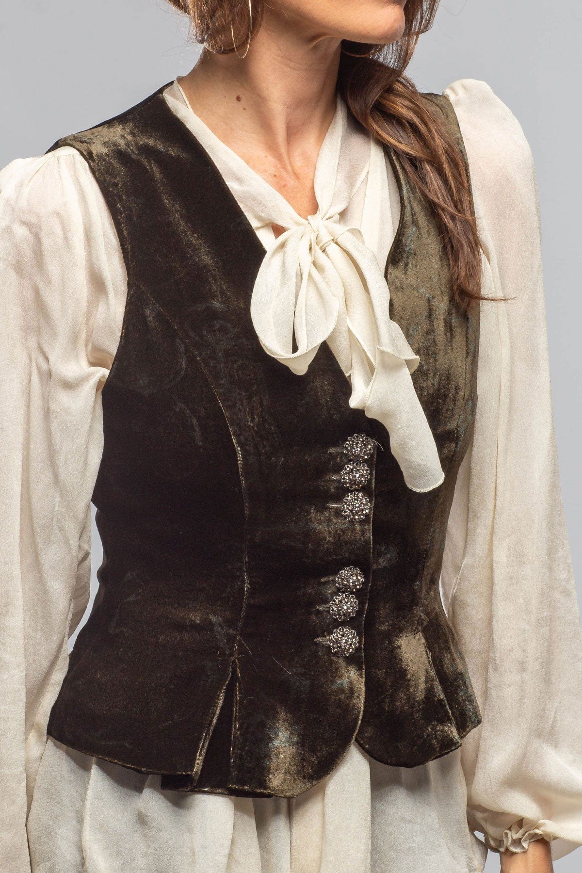 T.ba Tavira Velvet Vest In Moss Ladies - Tailored - Vests