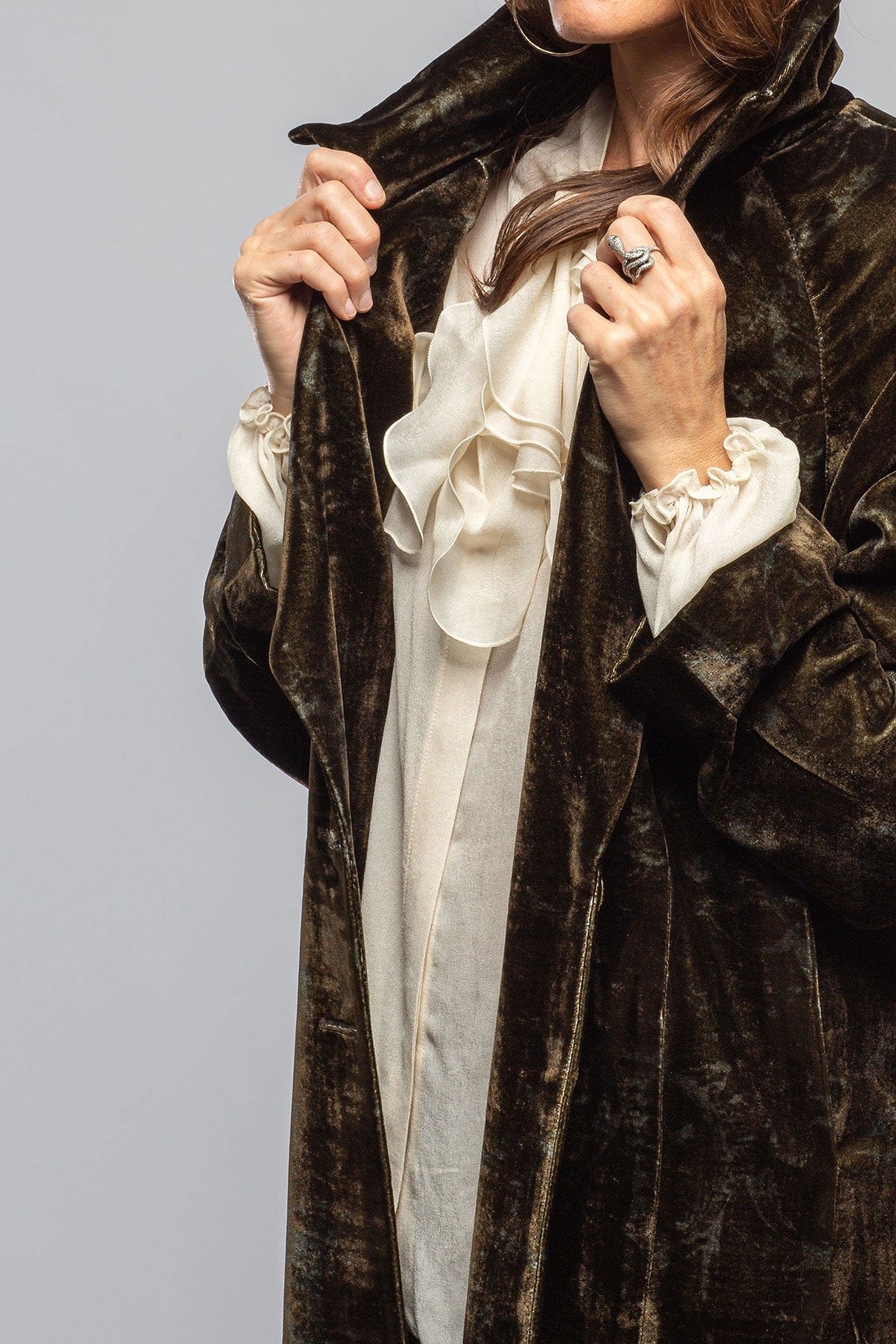 T.ba Yorkshire Oversized Velvet Coat In Dark Moss Print Ladies - Tailored - Jackets