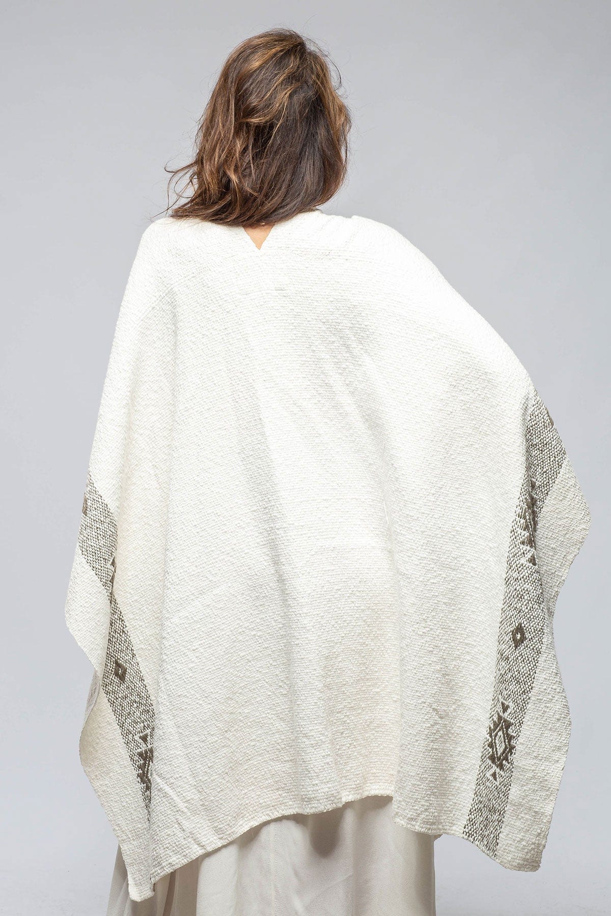 Antu Woven Duster In Ivory/Mink - AXEL'S