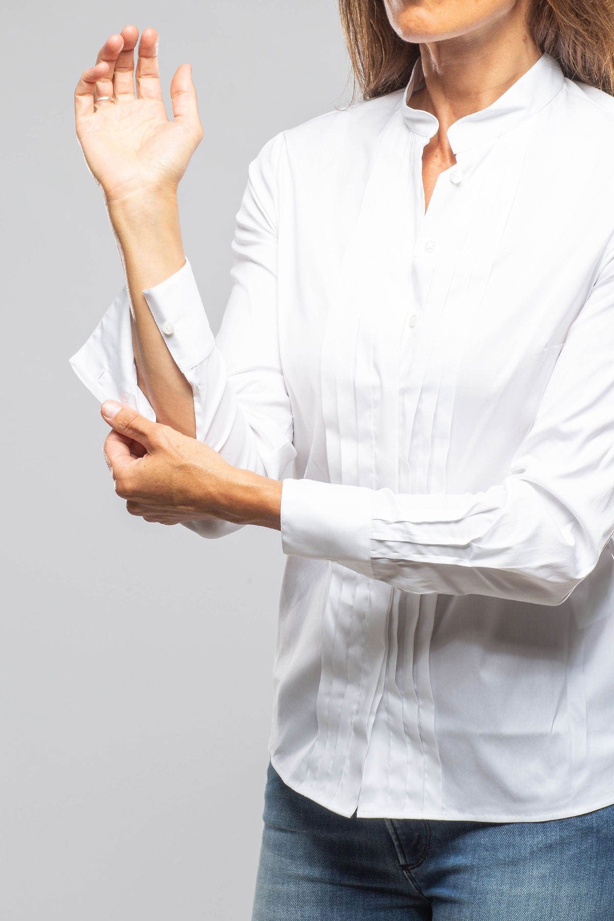 Mari Front Pleated Shirt In White - AXEL'S