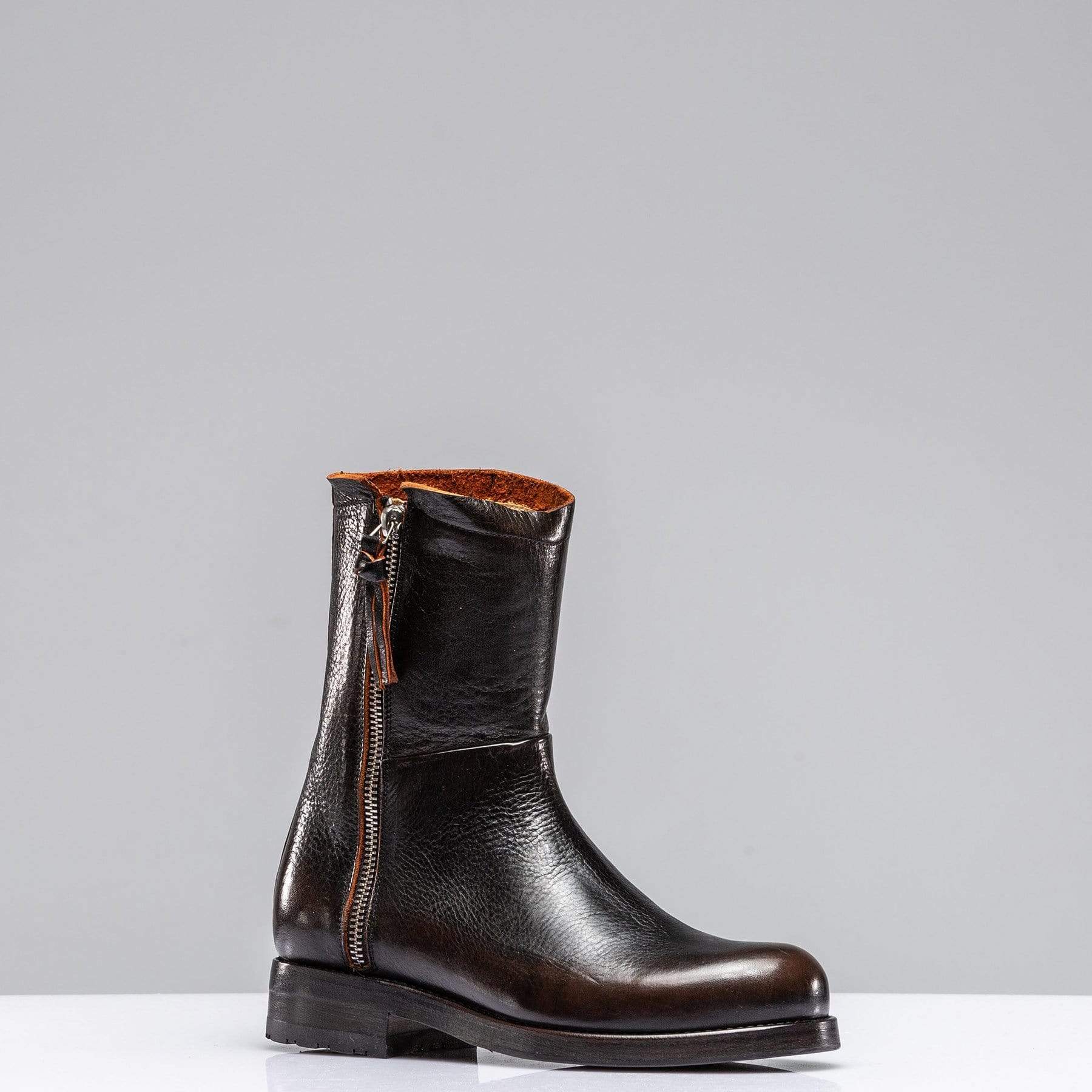 Zoe Moto Boot In Antique Black - AXEL'S