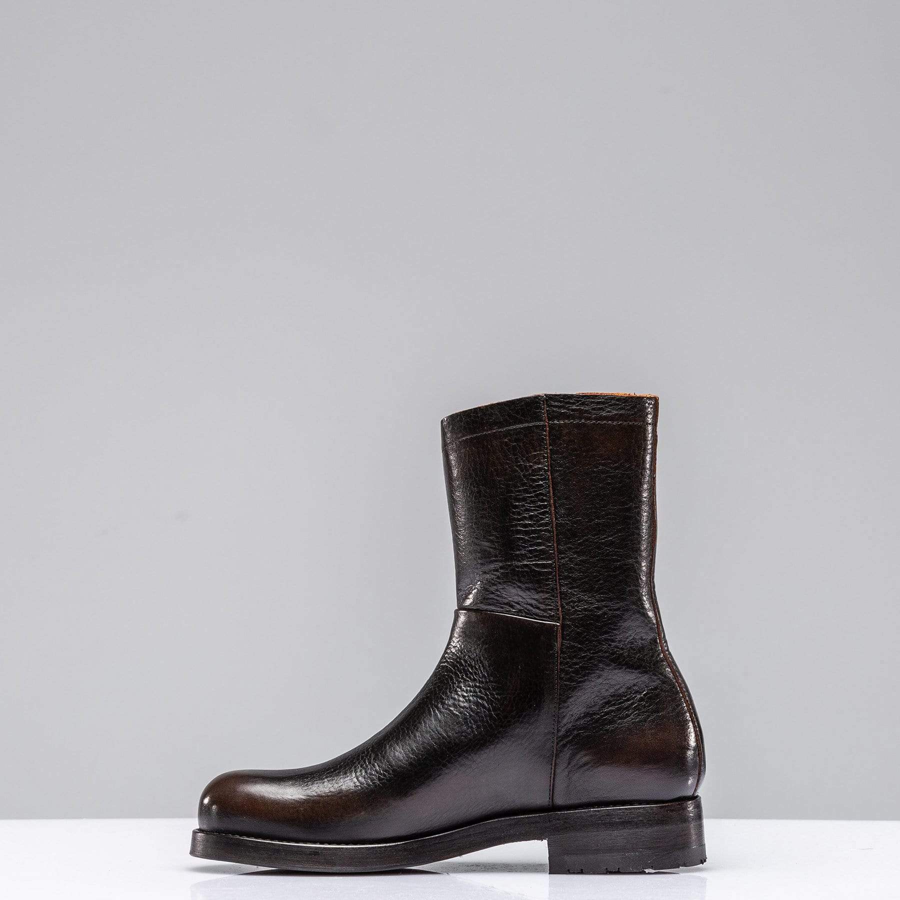 Zoe Moto Boot In Antique Black - AXEL'S