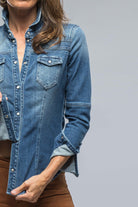 Maddi Fitted Western Shirt in Mid Dark Blue - AXEL'S