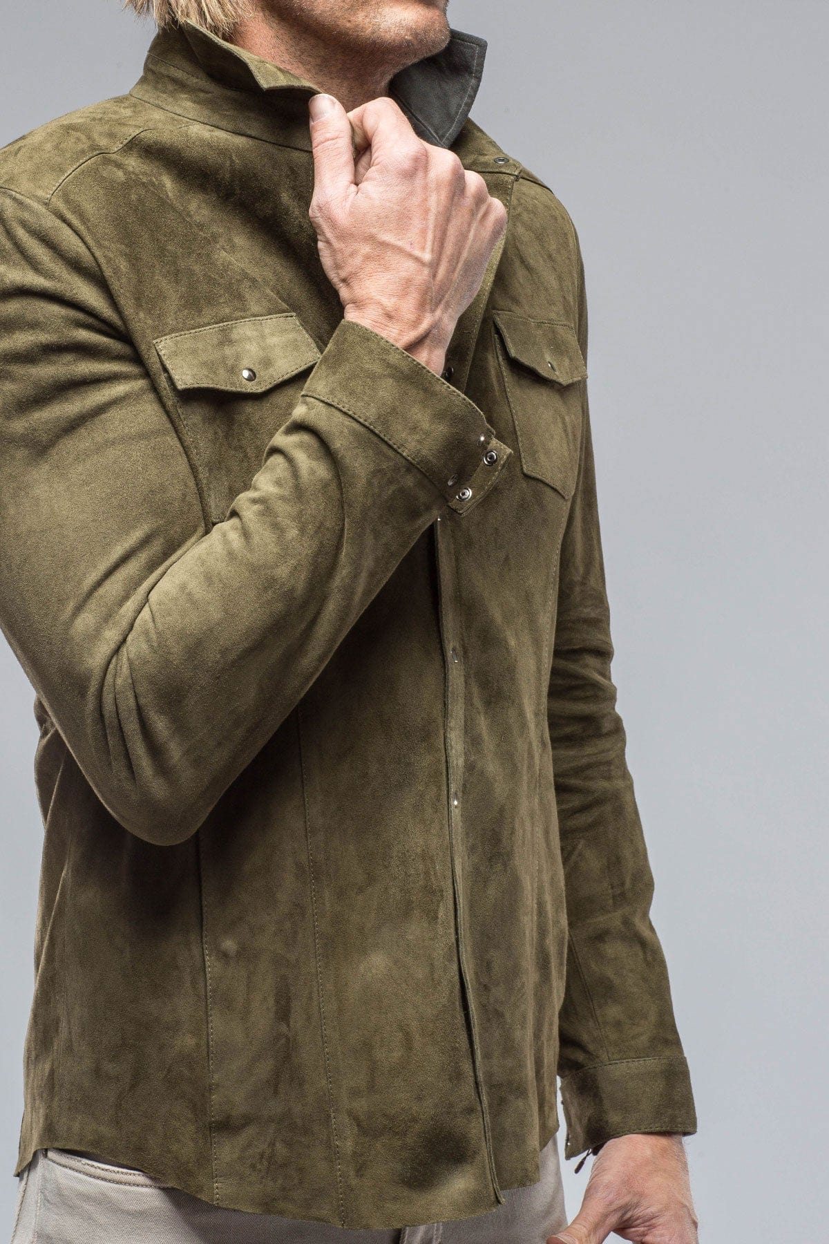 Bello Suede Shirt In Verde - AXEL'S