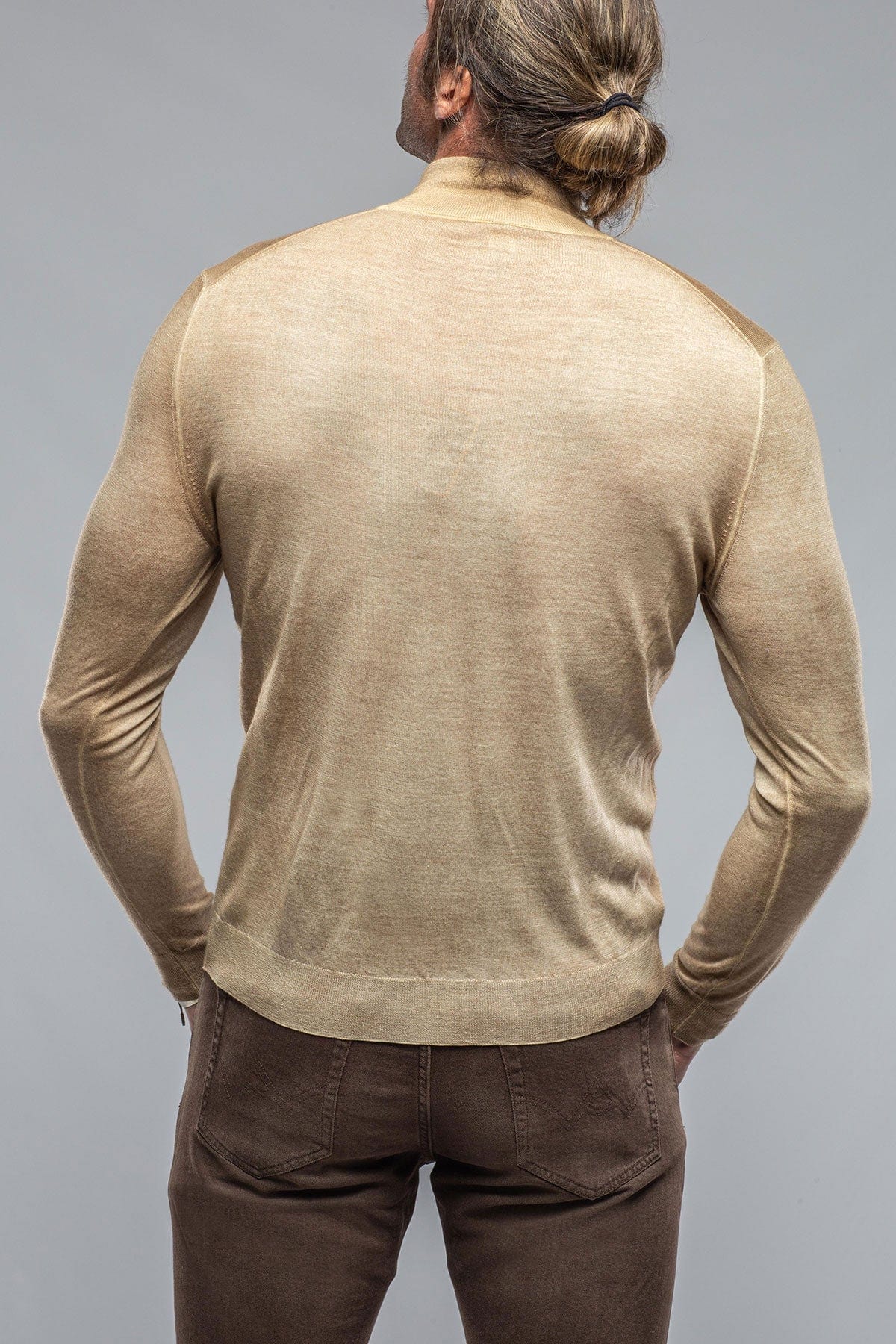 Queniin Cashmere Quarter Zip In Wheat - AXEL'S