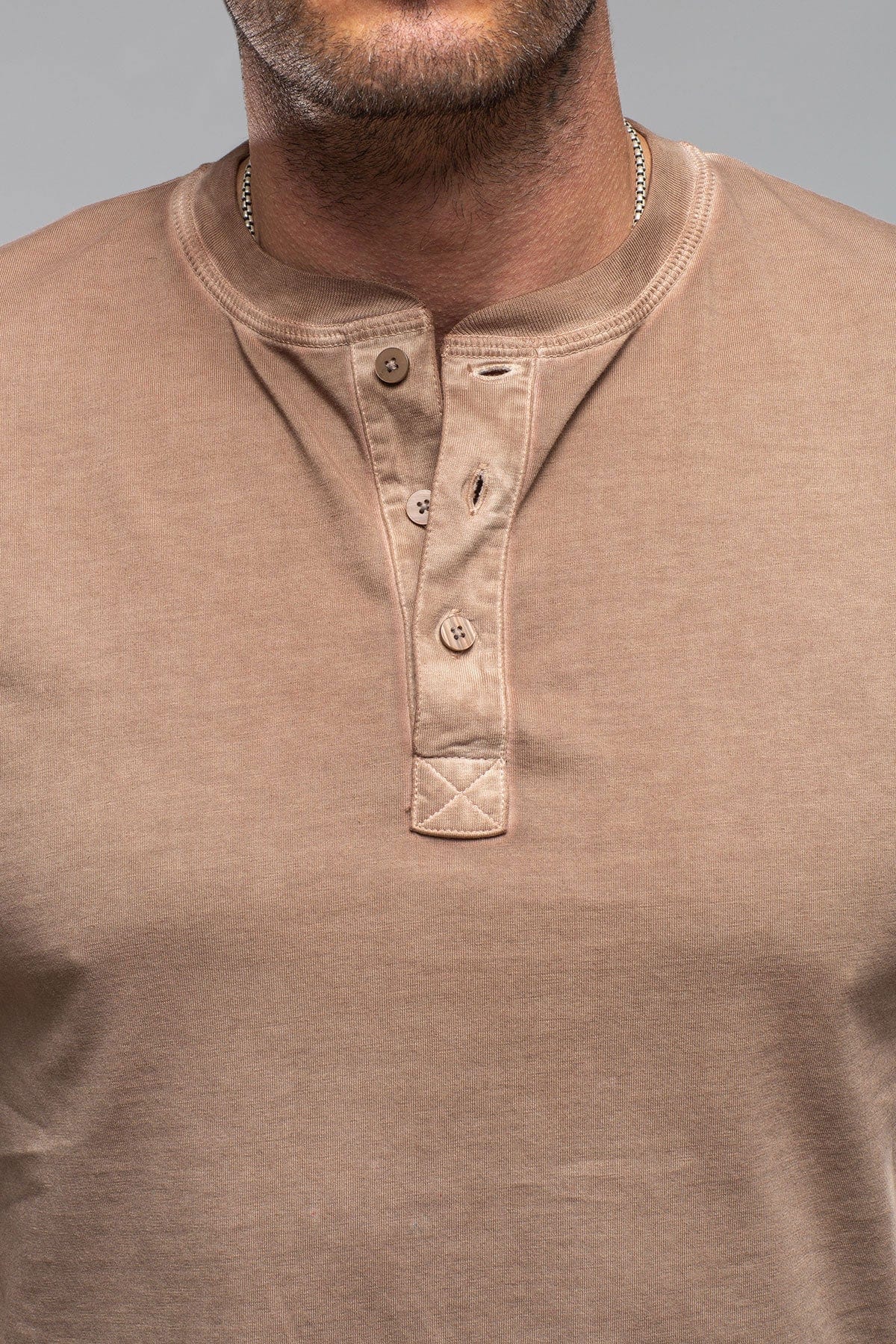 Mendocino Cotton SS Henley in Coffee - AXEL'S