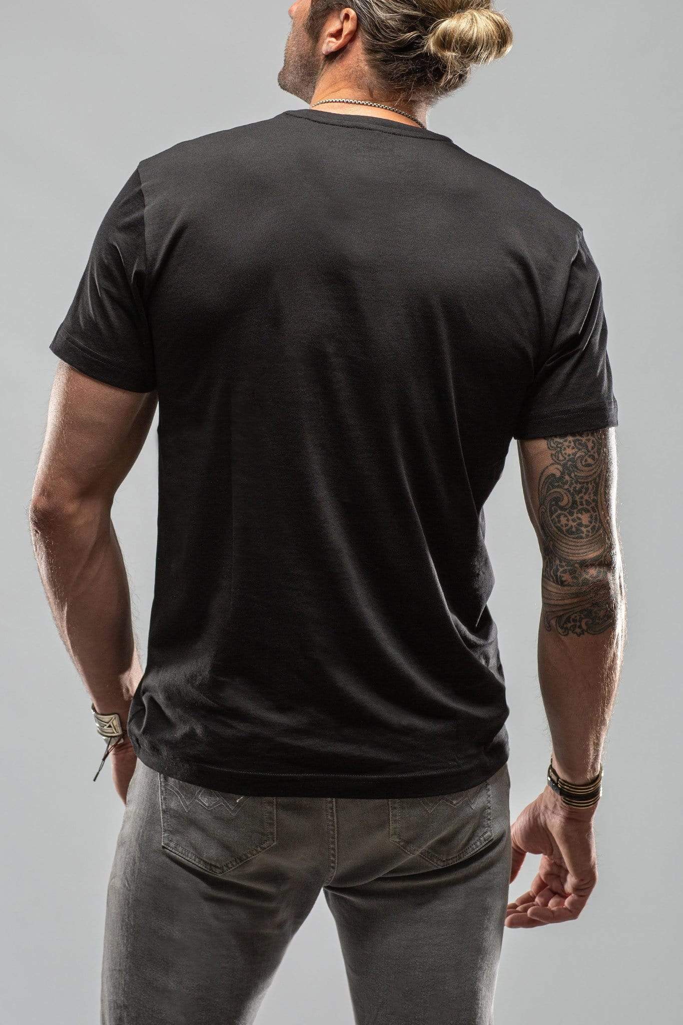 Pismo Cotton Tee In Black - AXEL'S