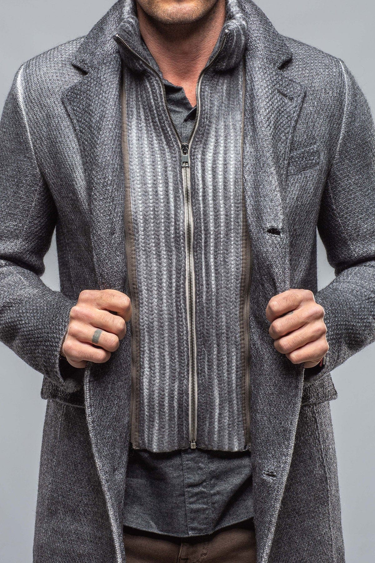 Leon Knitted Jacket In Steel - AXEL'S