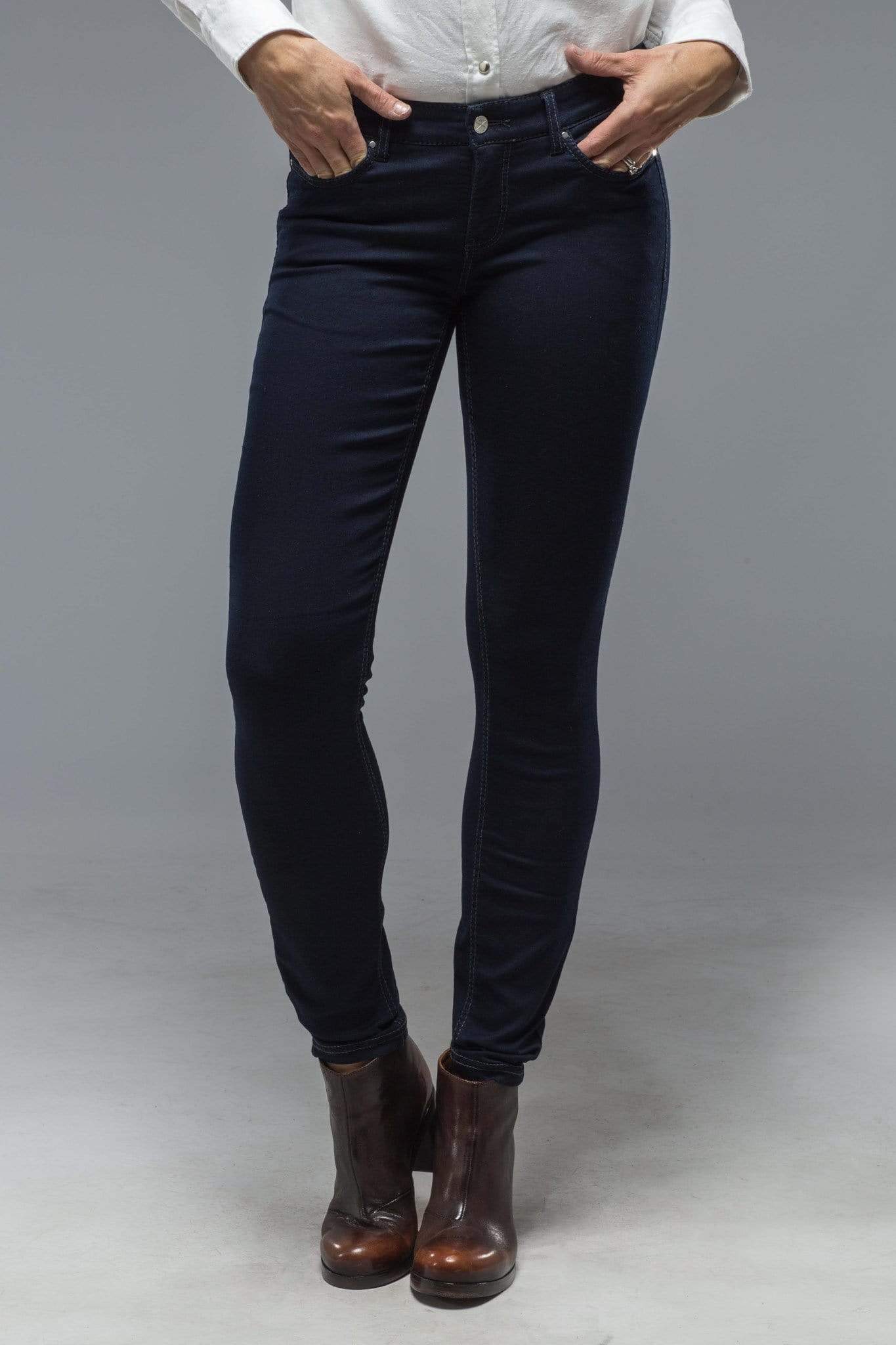 MAC Dream Skinny In Dark Rinsewash - AXEL'S
