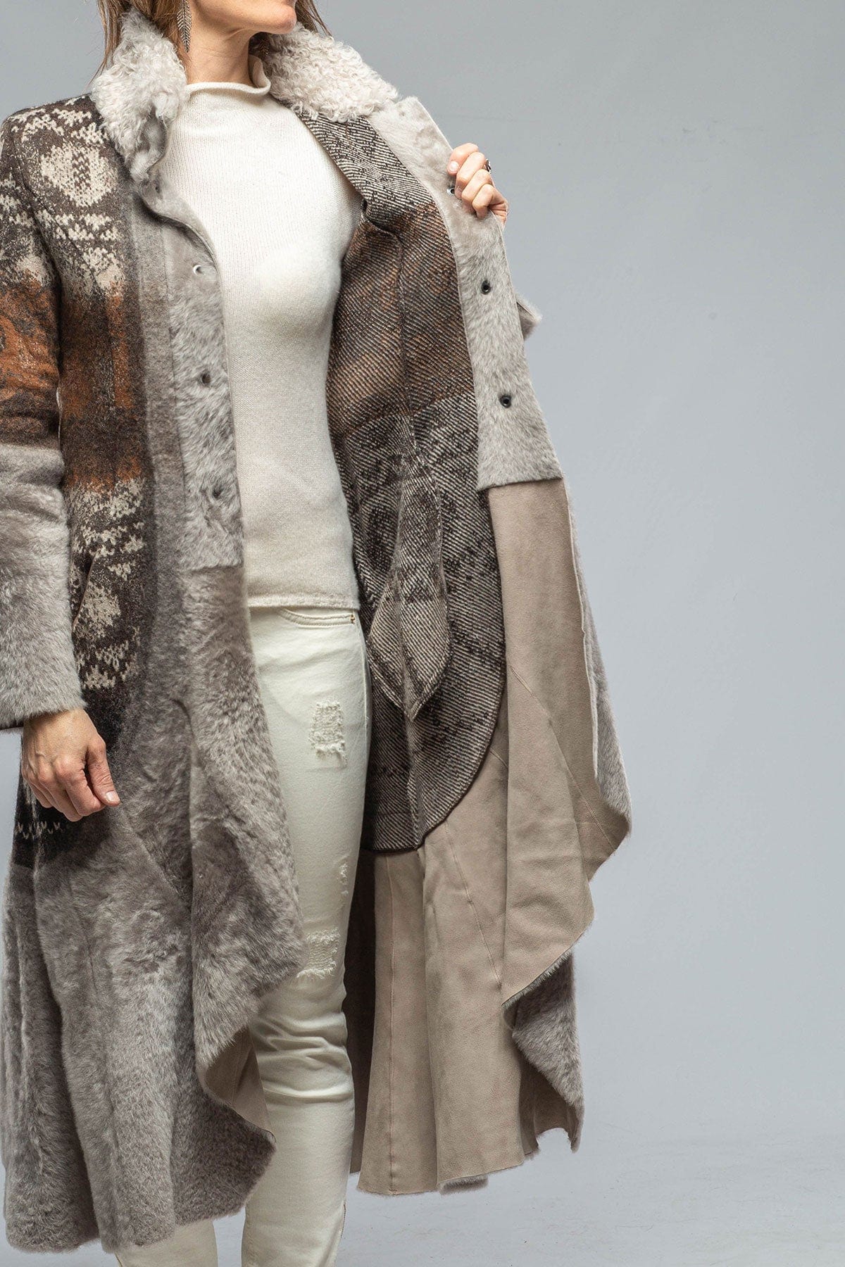 Sawatch Shearling Coat In Pearl Grey - AXEL'S