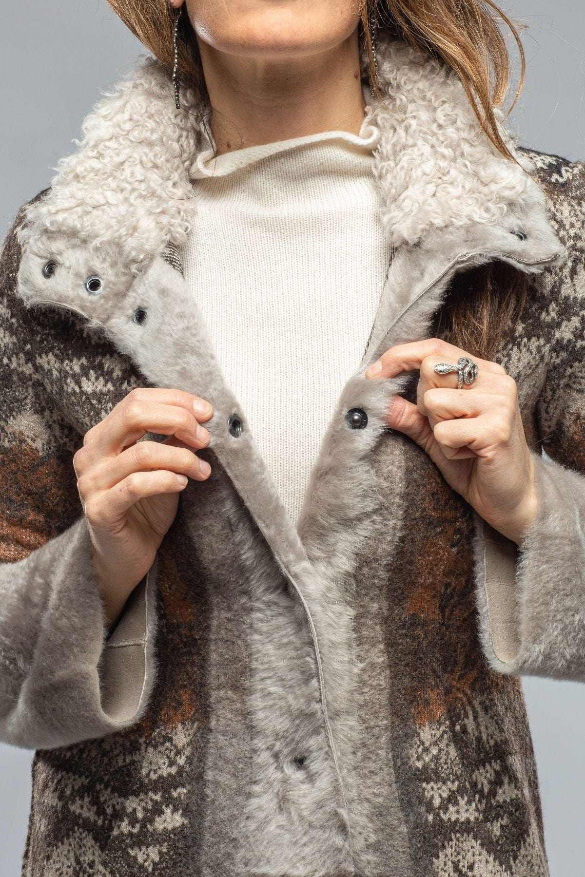 Sawatch Shearling Coat In Pearl Grey - AXEL'S