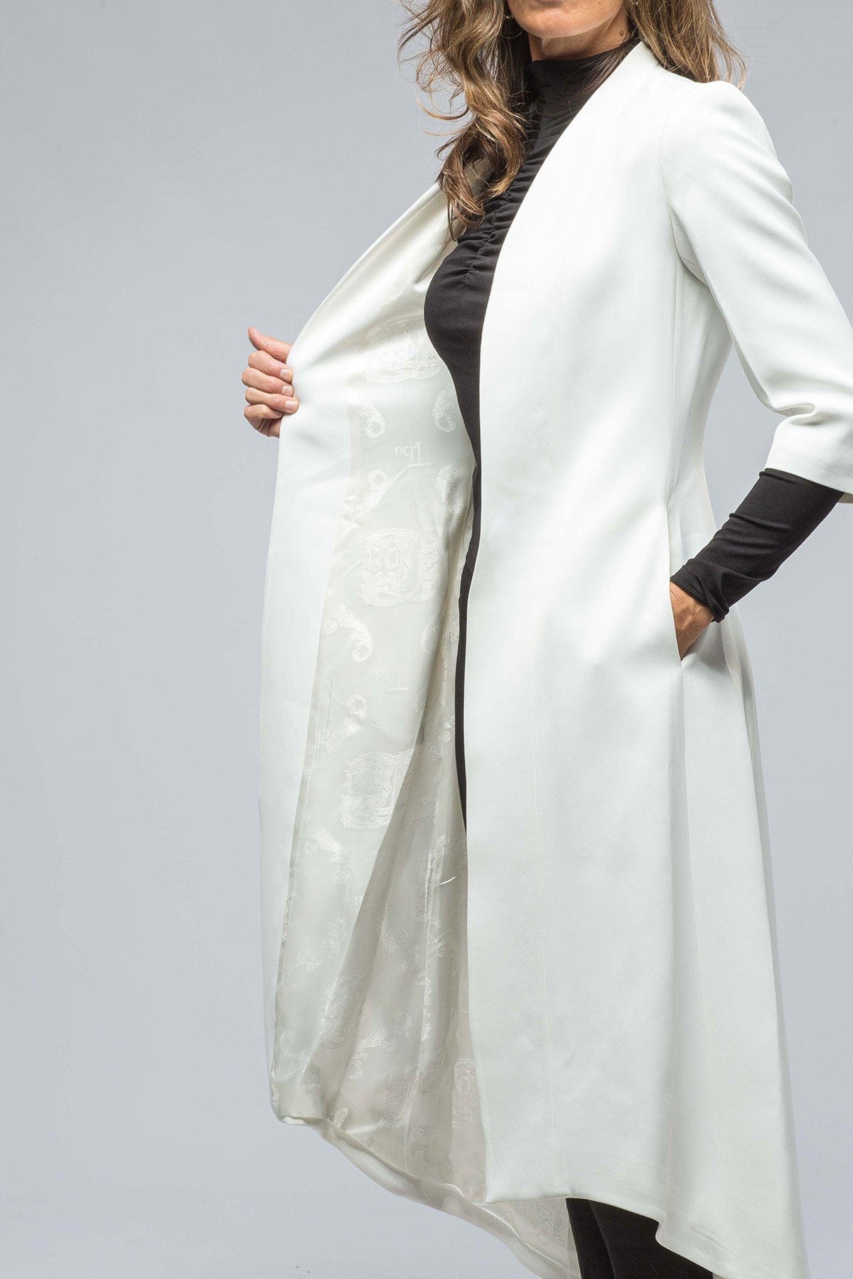 Morgana Long Coat In White Sharkskin - AXEL'S