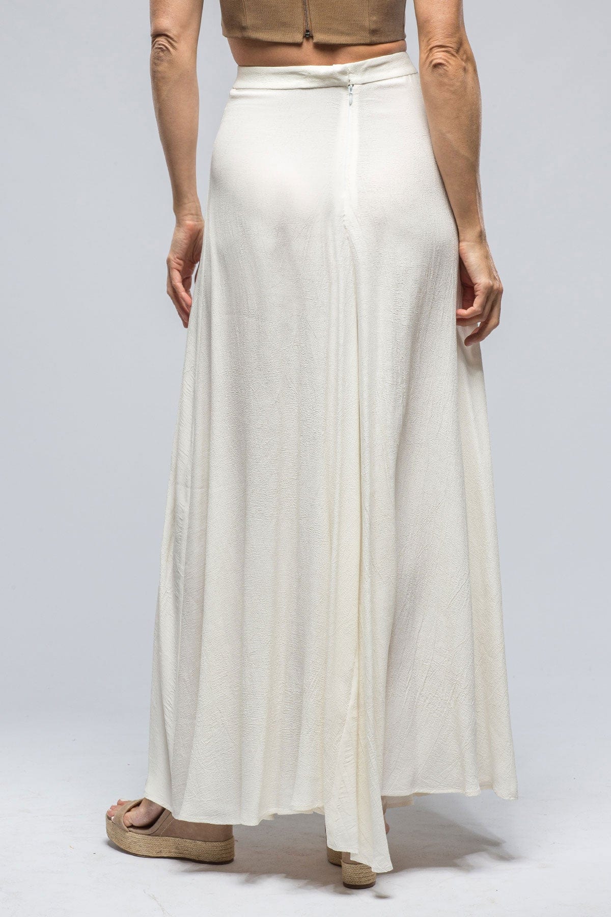 Full Circle Skirt In White - AXEL'S