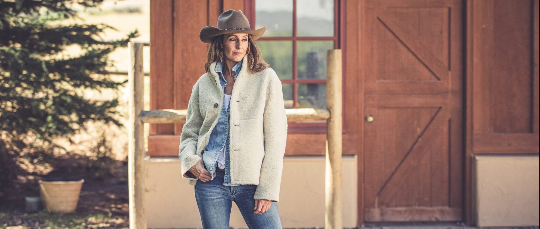 Axel's of Vail Luxury Clothing For Men & Women AXEL'S