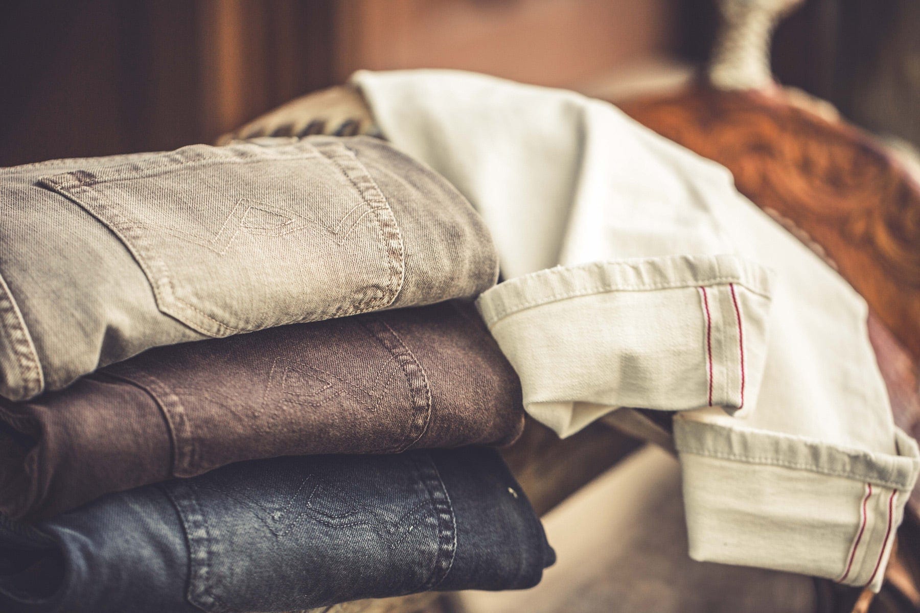 Axel's of Vail Luxury Clothing For Men & Women AXEL'S