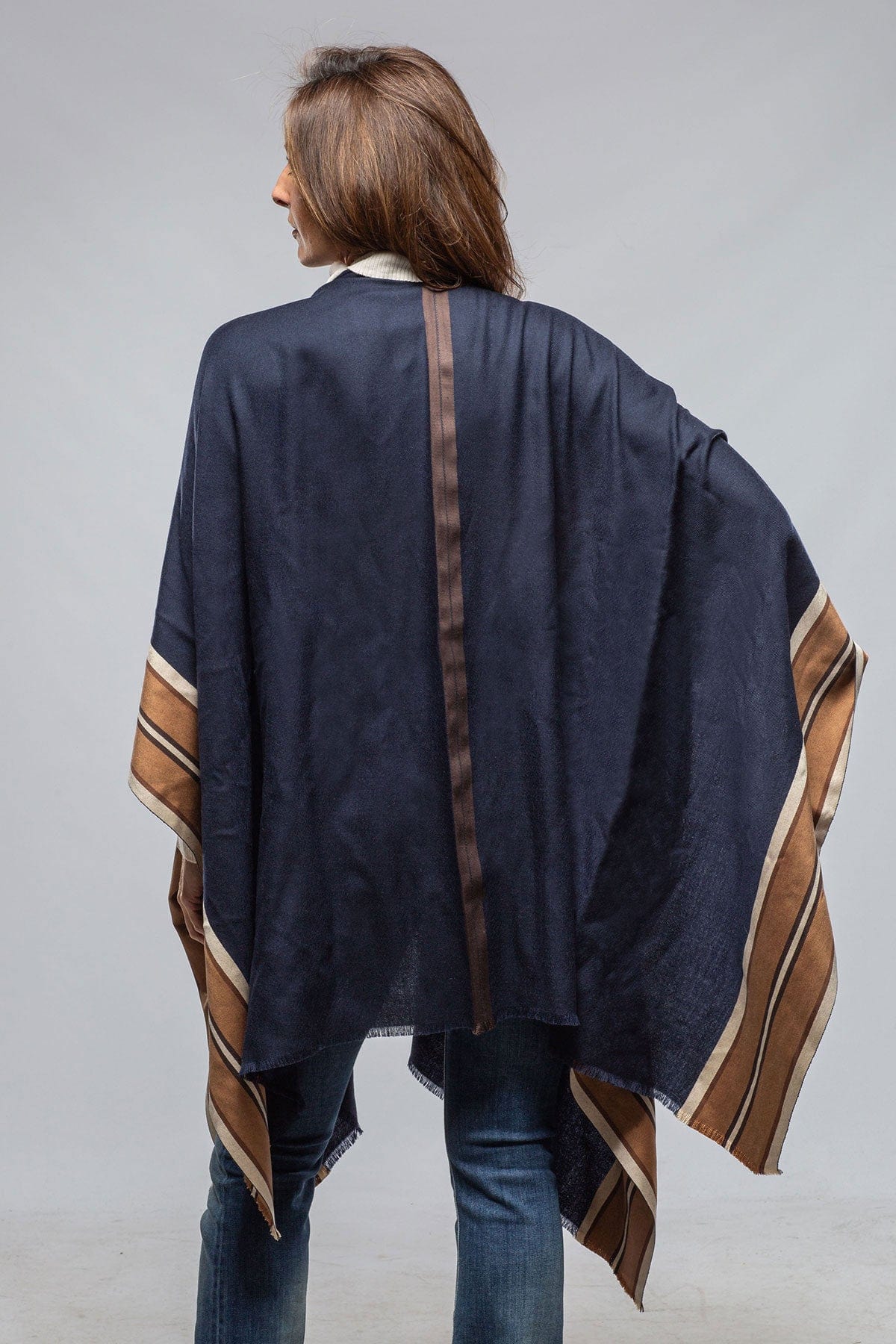 Nuvola Cashmere Silk Cape/Shawl In Navy - AXEL'S