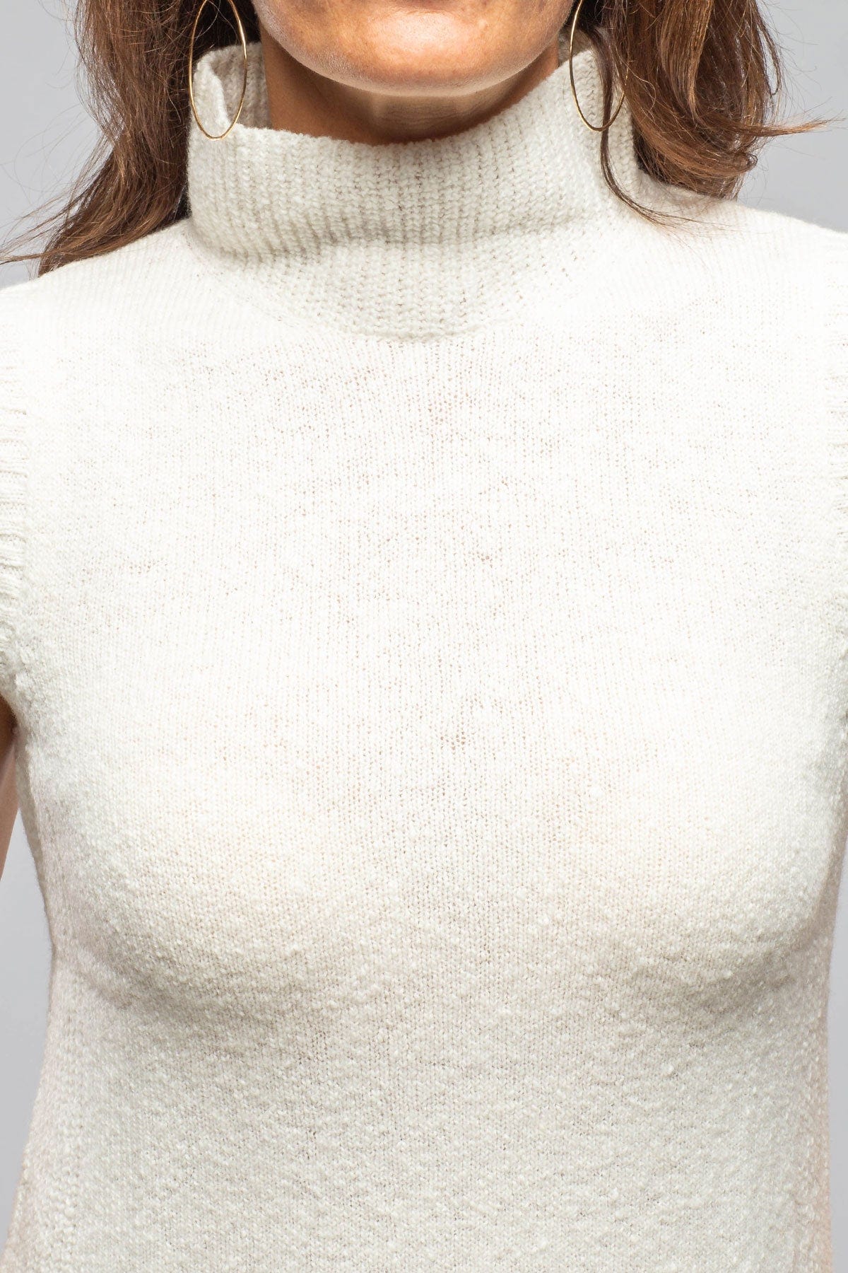 Beata Sleeveless Mock Neck Top In Ivory Melange - AXEL'S