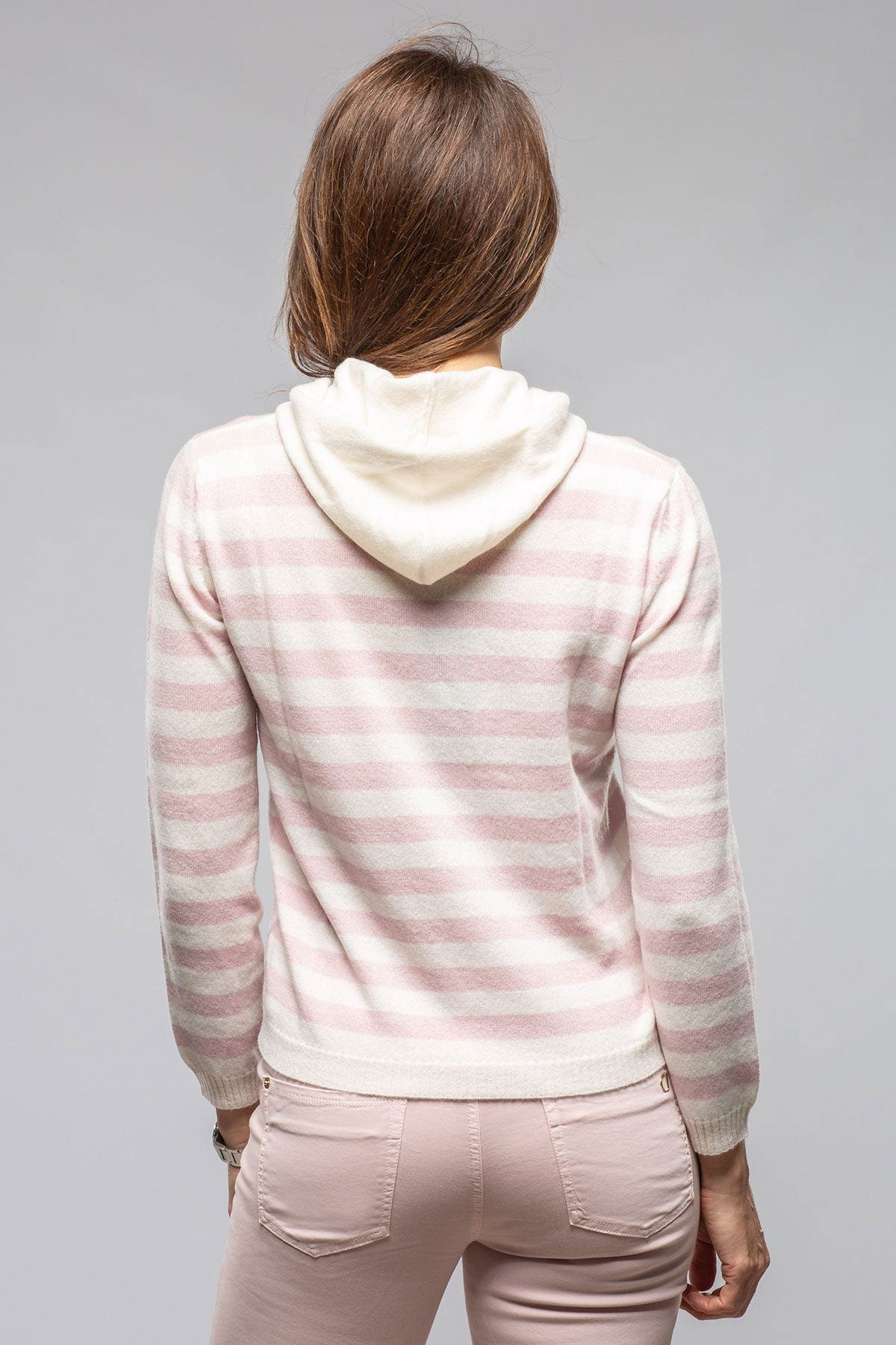 Saria Cashmere Hoodie In Pink - AXEL'S