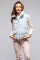 Valletta Corduroy Insulated Vest In Napoli Blue - AXEL'S