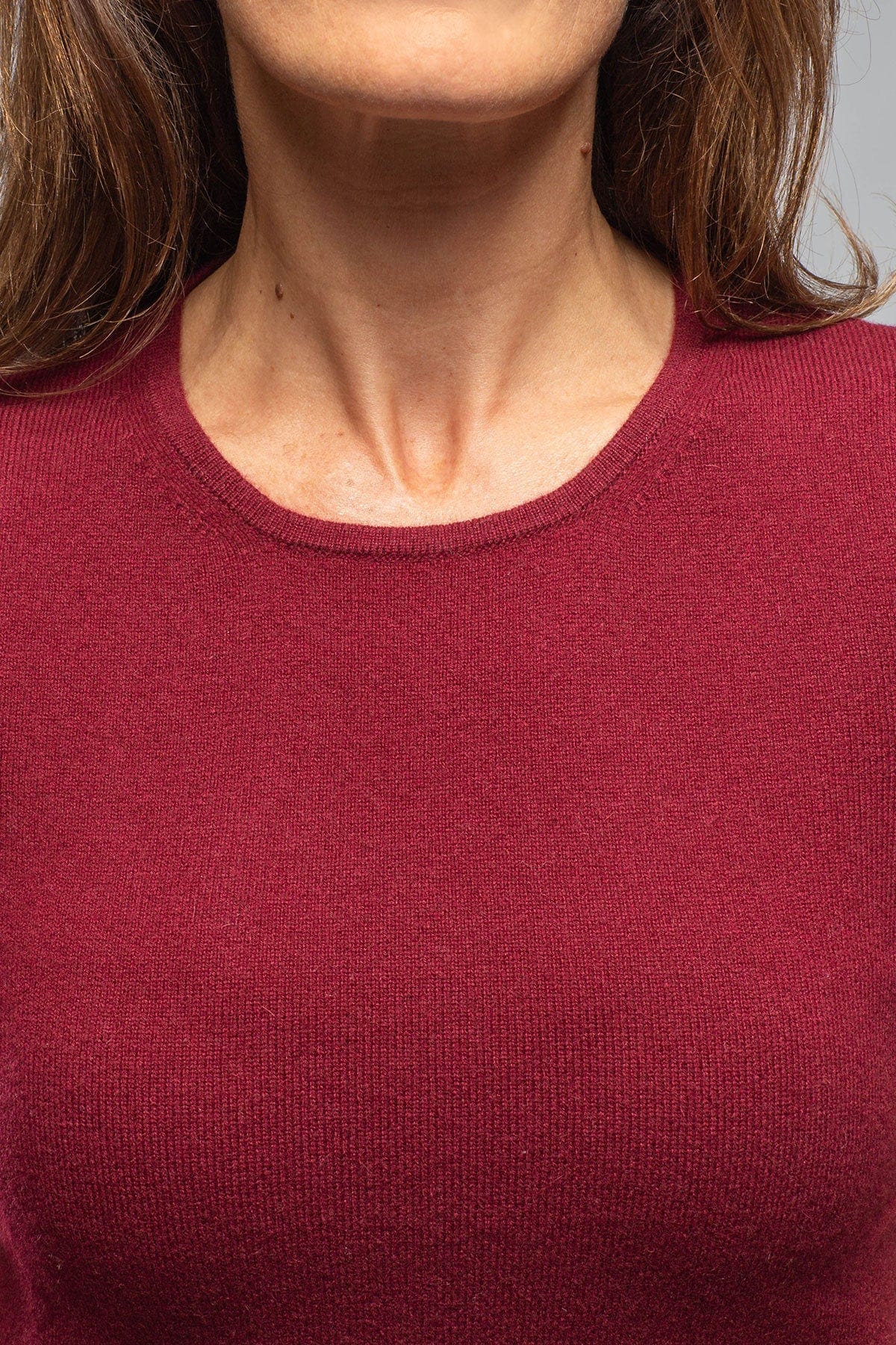 Willa S/S Scoop Neck In Wine - AXEL'S