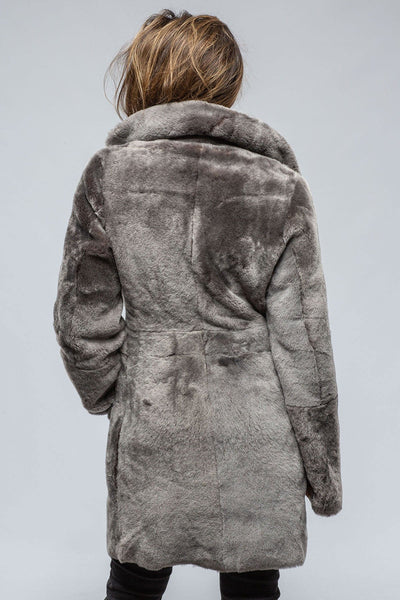 Bern Reversible Shearling W/ High Collar In Cloud Grey - AXEL'S