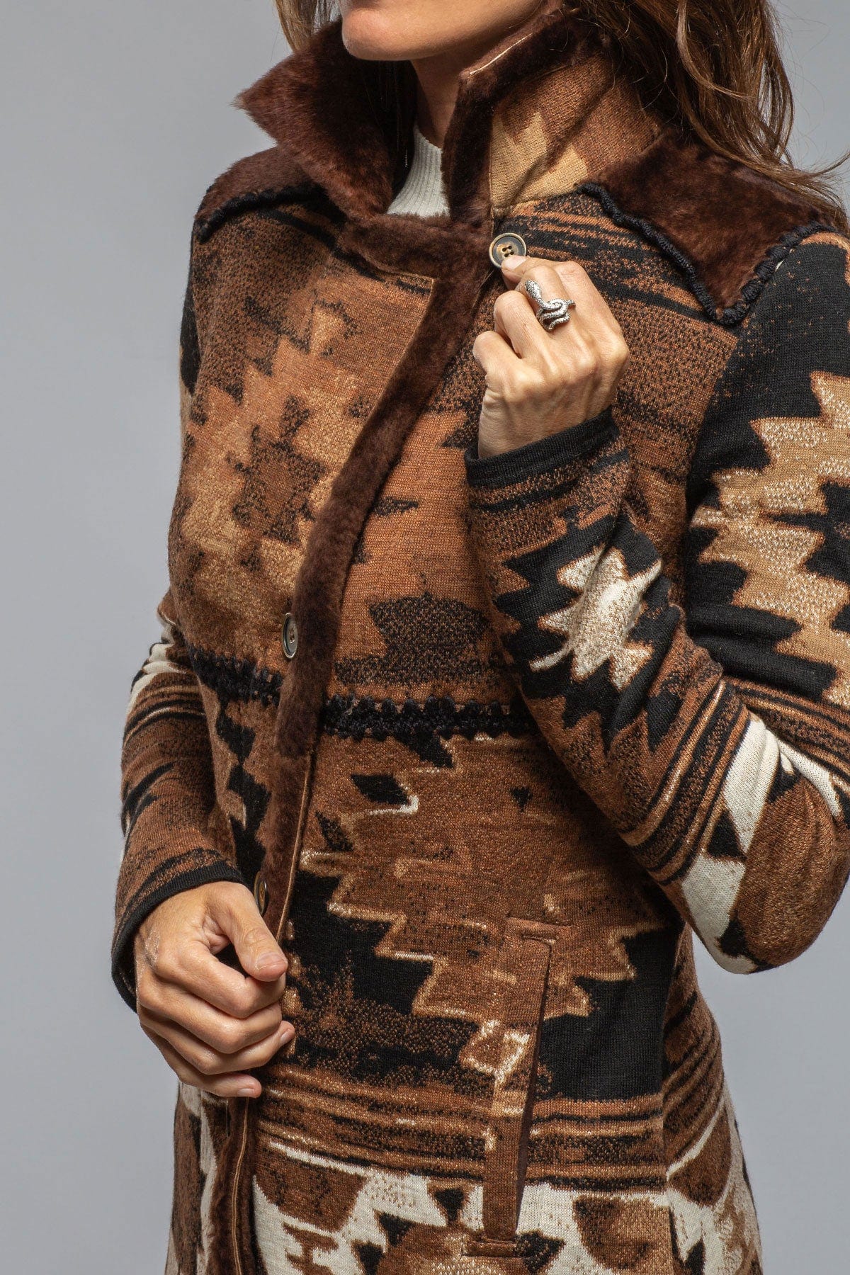 Mesquite Woven & Shearling Coat In Brown - AXEL'S